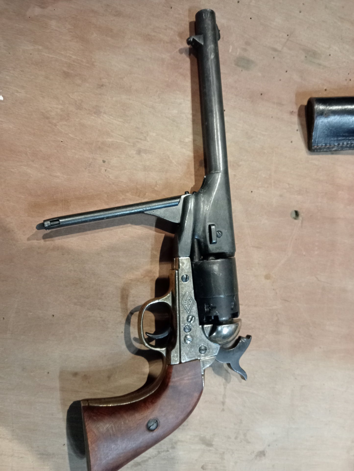 1860s Colt replica prop gun- revolver non firing with holster SKA 218