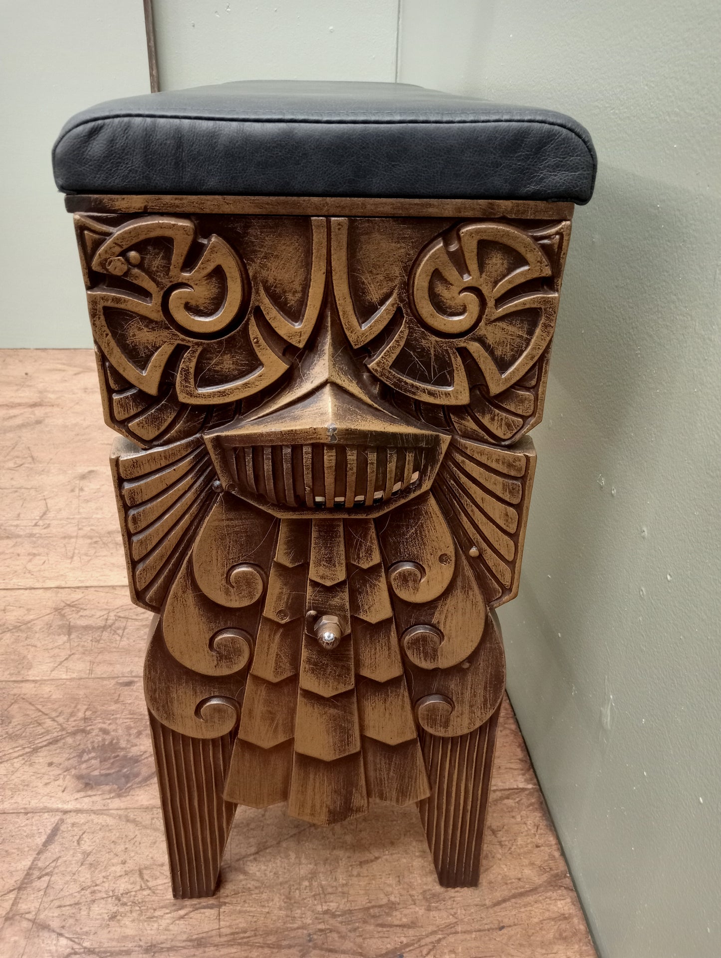 Art deco cast iron bench seat