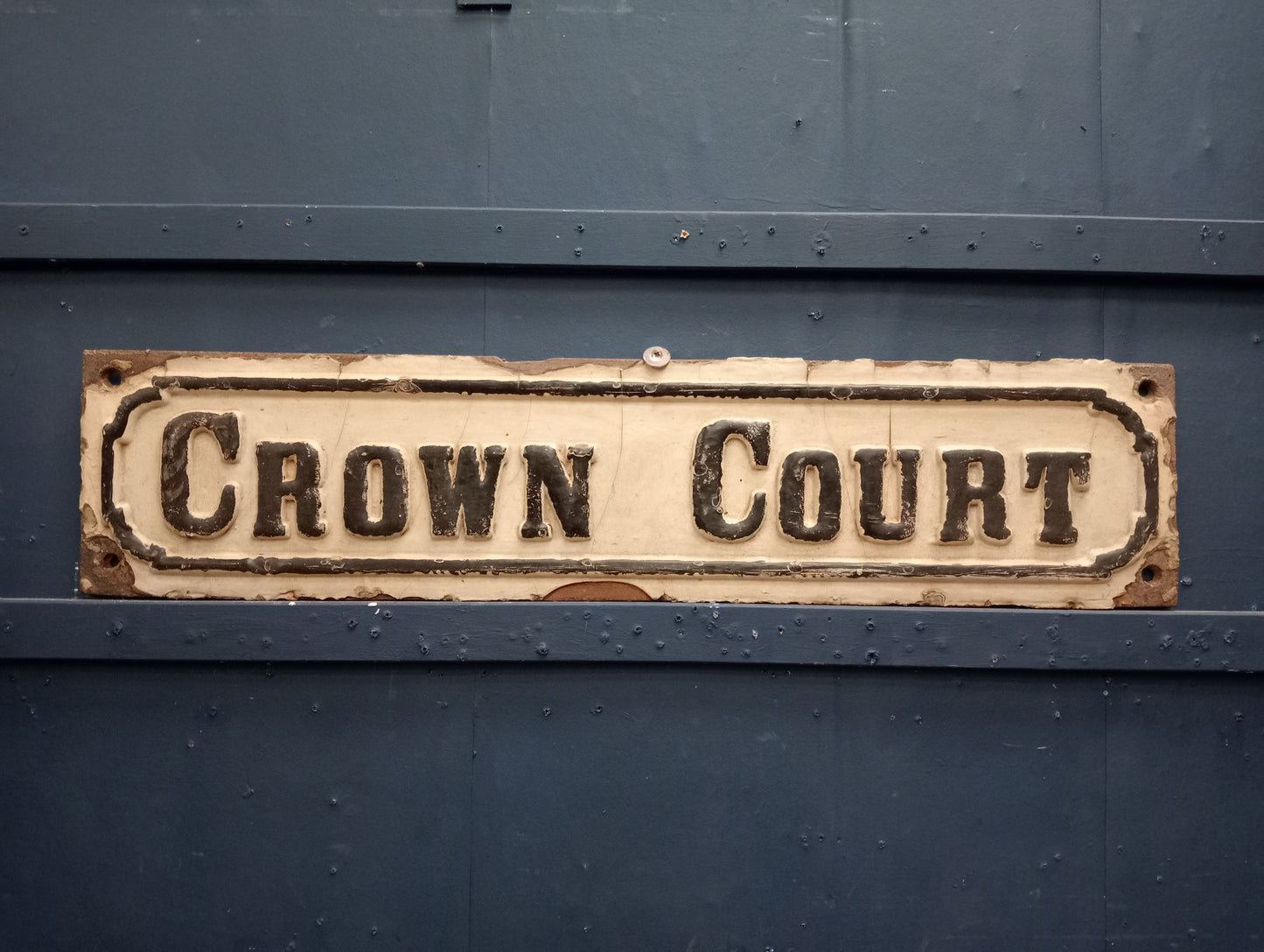 Crown court cast iron street sign