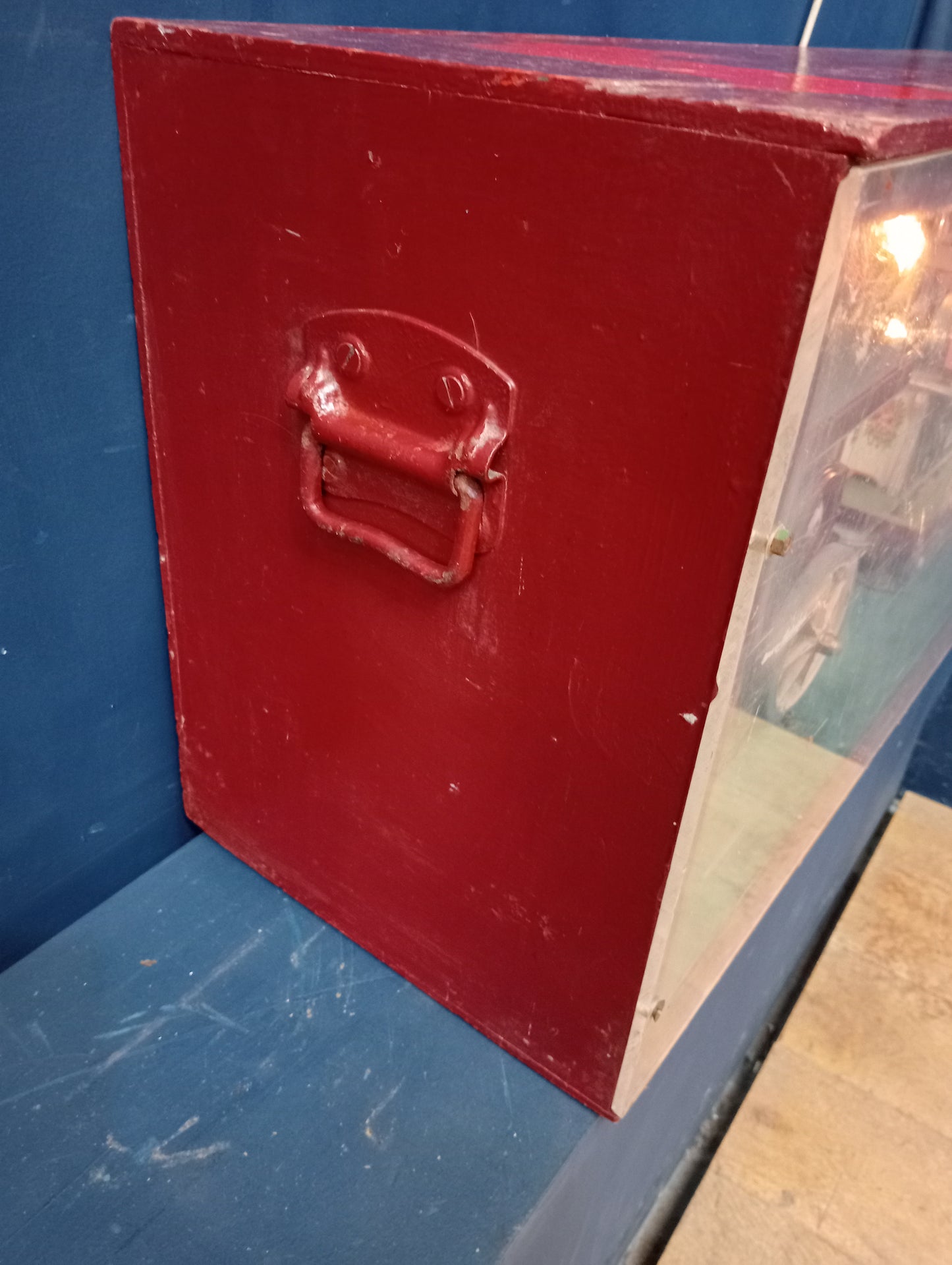 Fairground model of organ and steamtrain