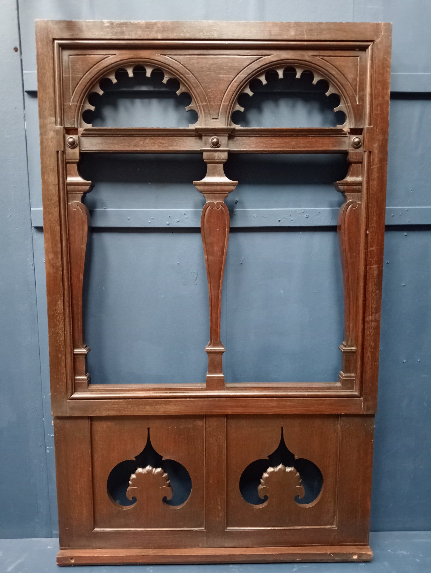 Hardwood handcarved colonial window-door