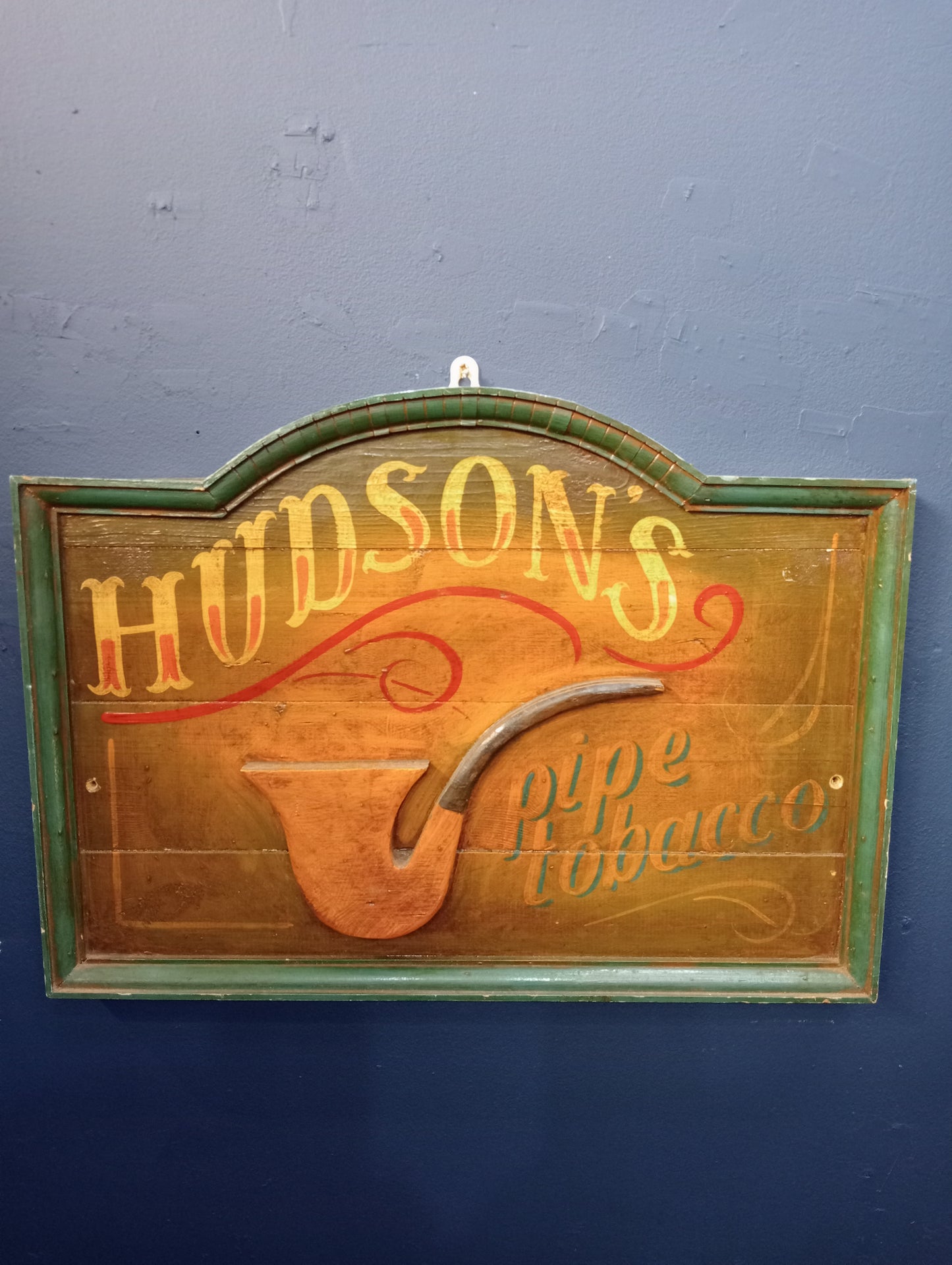 Hudsons pipe tabacco board