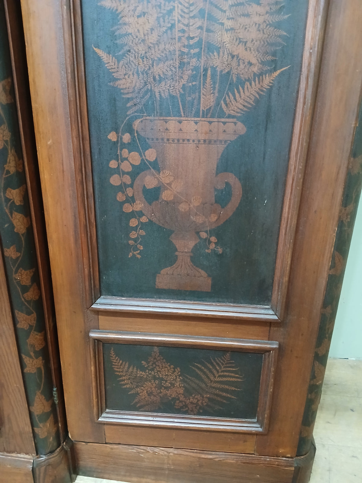 Irish George III Style Triple Fern Ware Wardrobe with Mirrored Centre