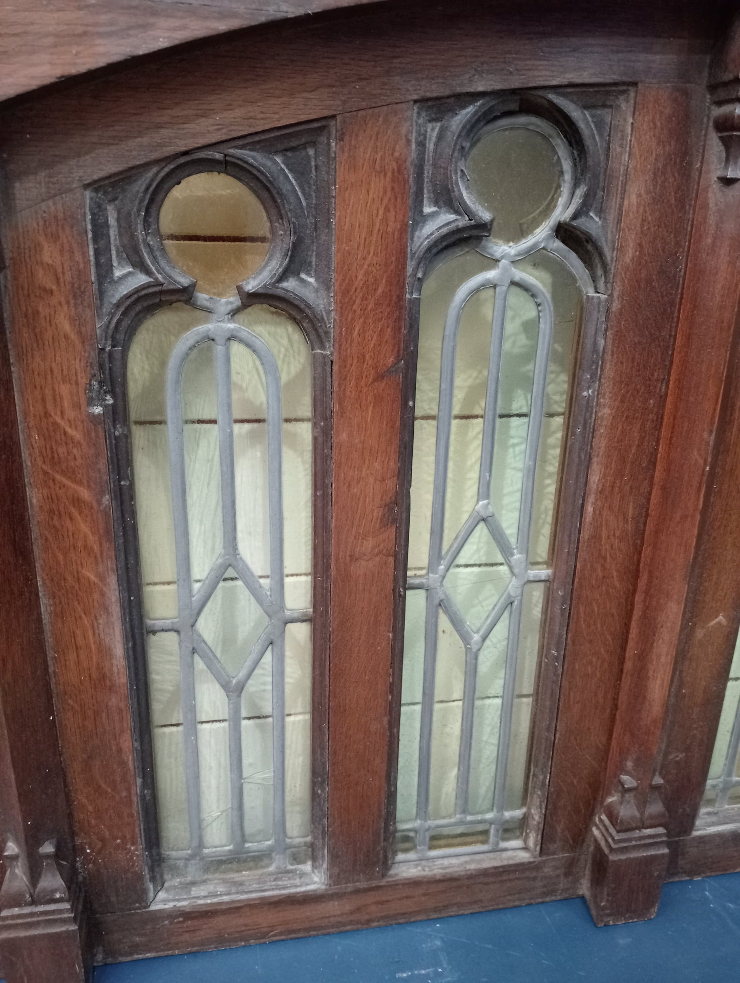 Large oak leaded glass transom gothic window