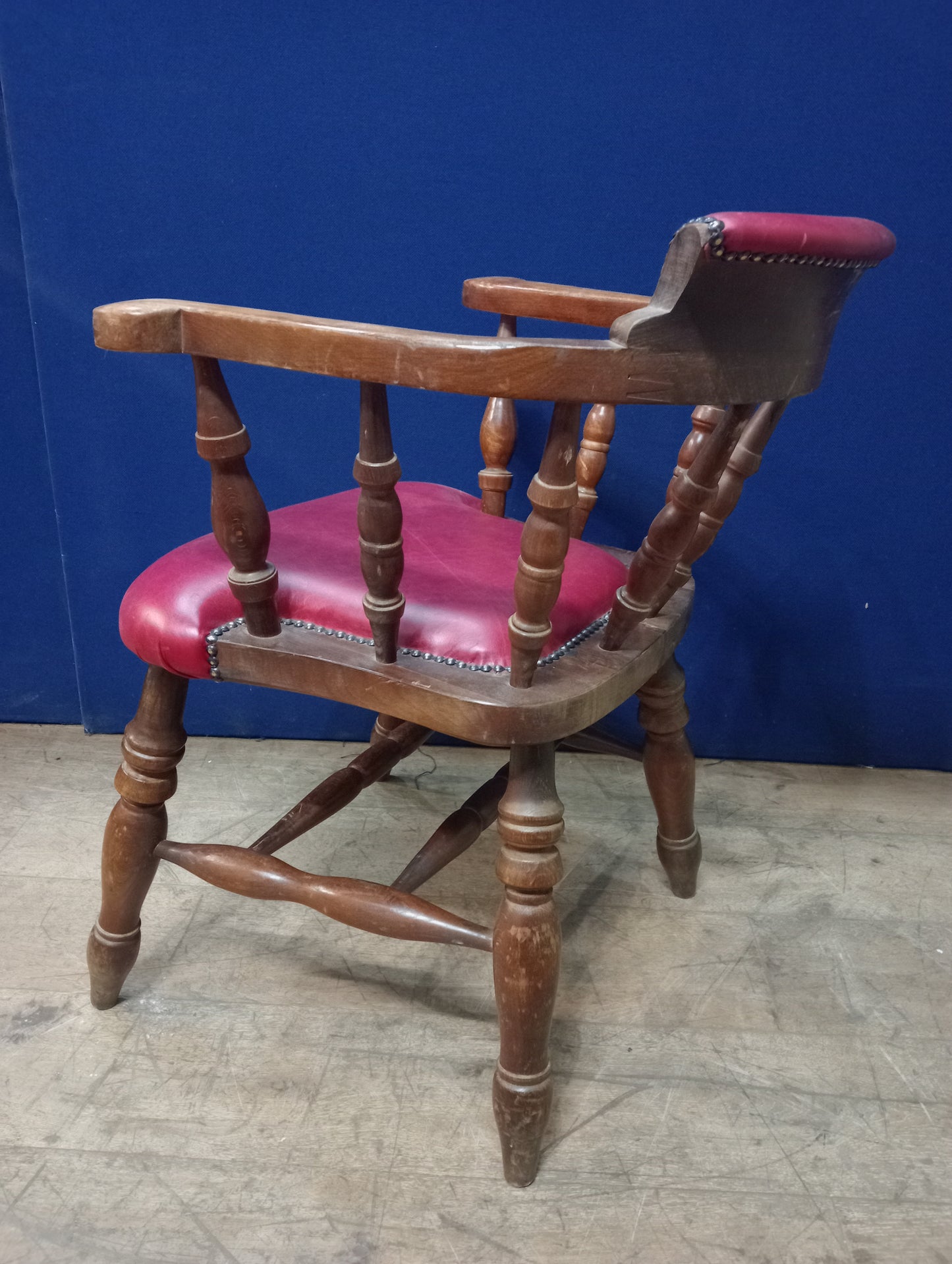 Oak smokers bow chair red antique leather