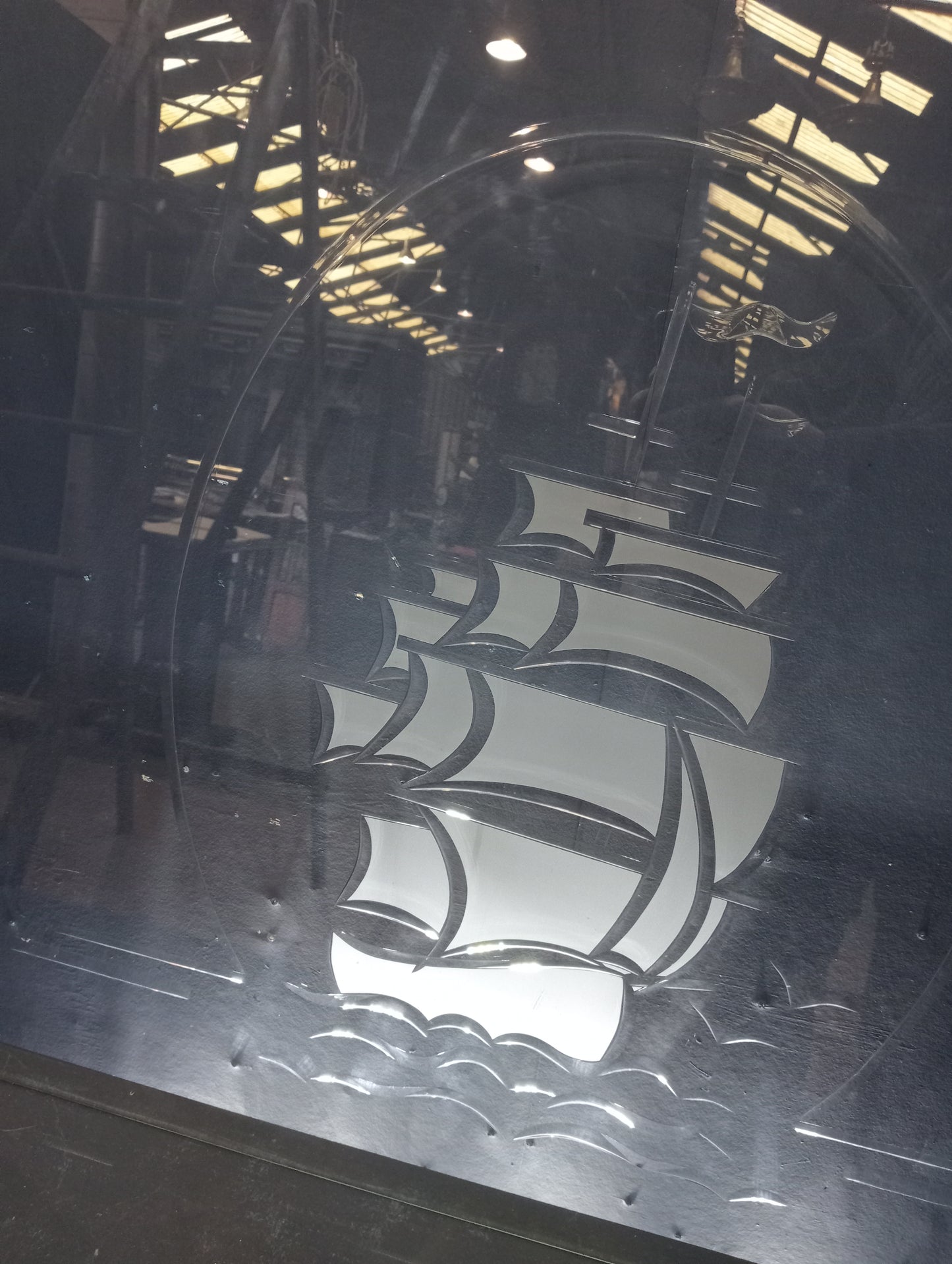 Pane of glass with frosted glass ship