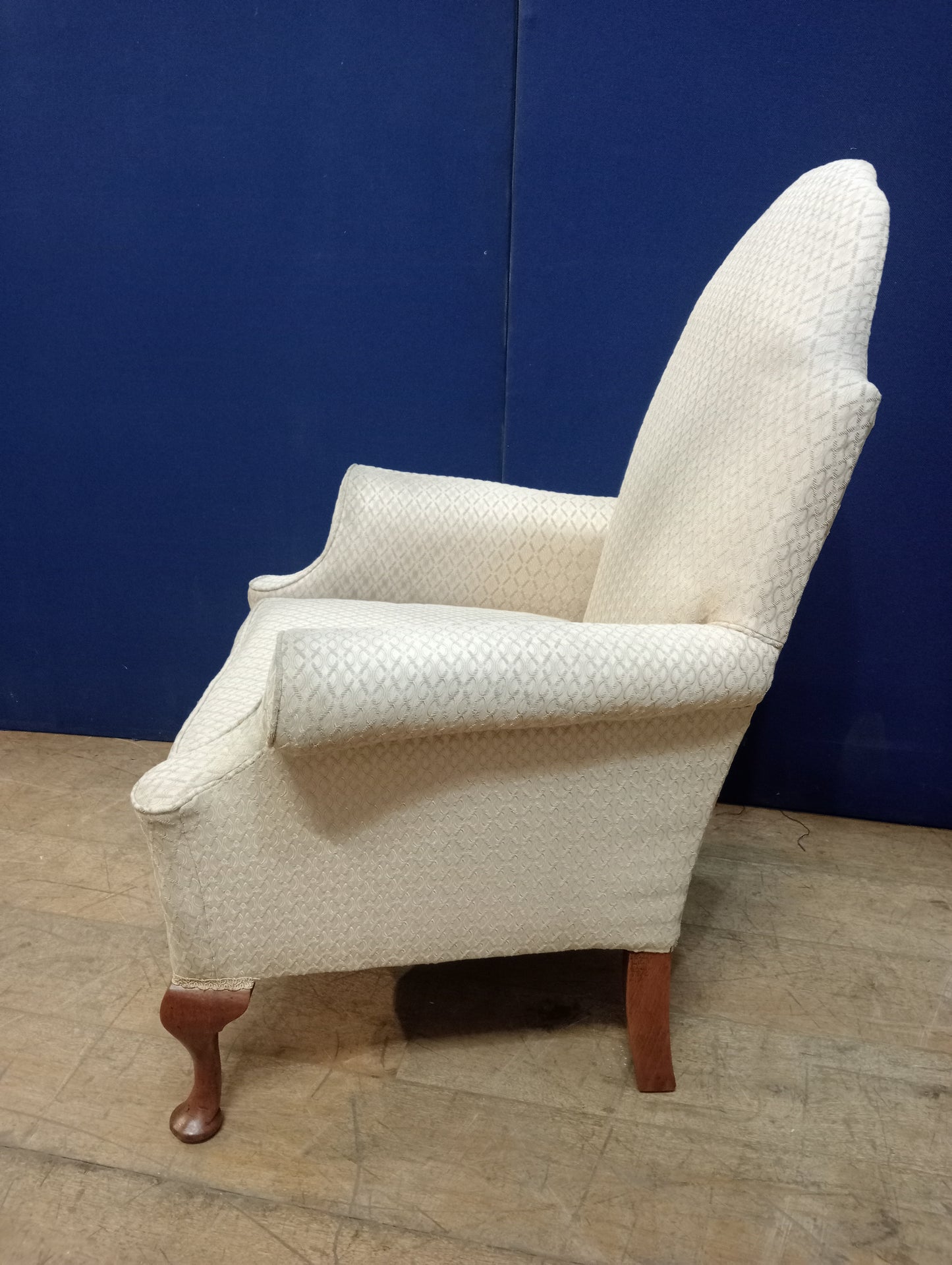 Queen Ann armchair