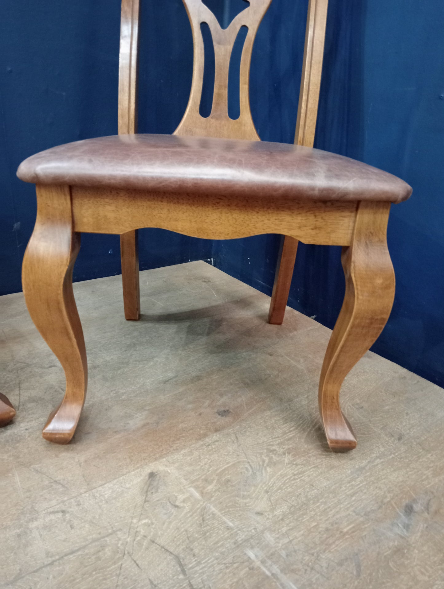 Set of 4 teak Georgian style dinning chairs