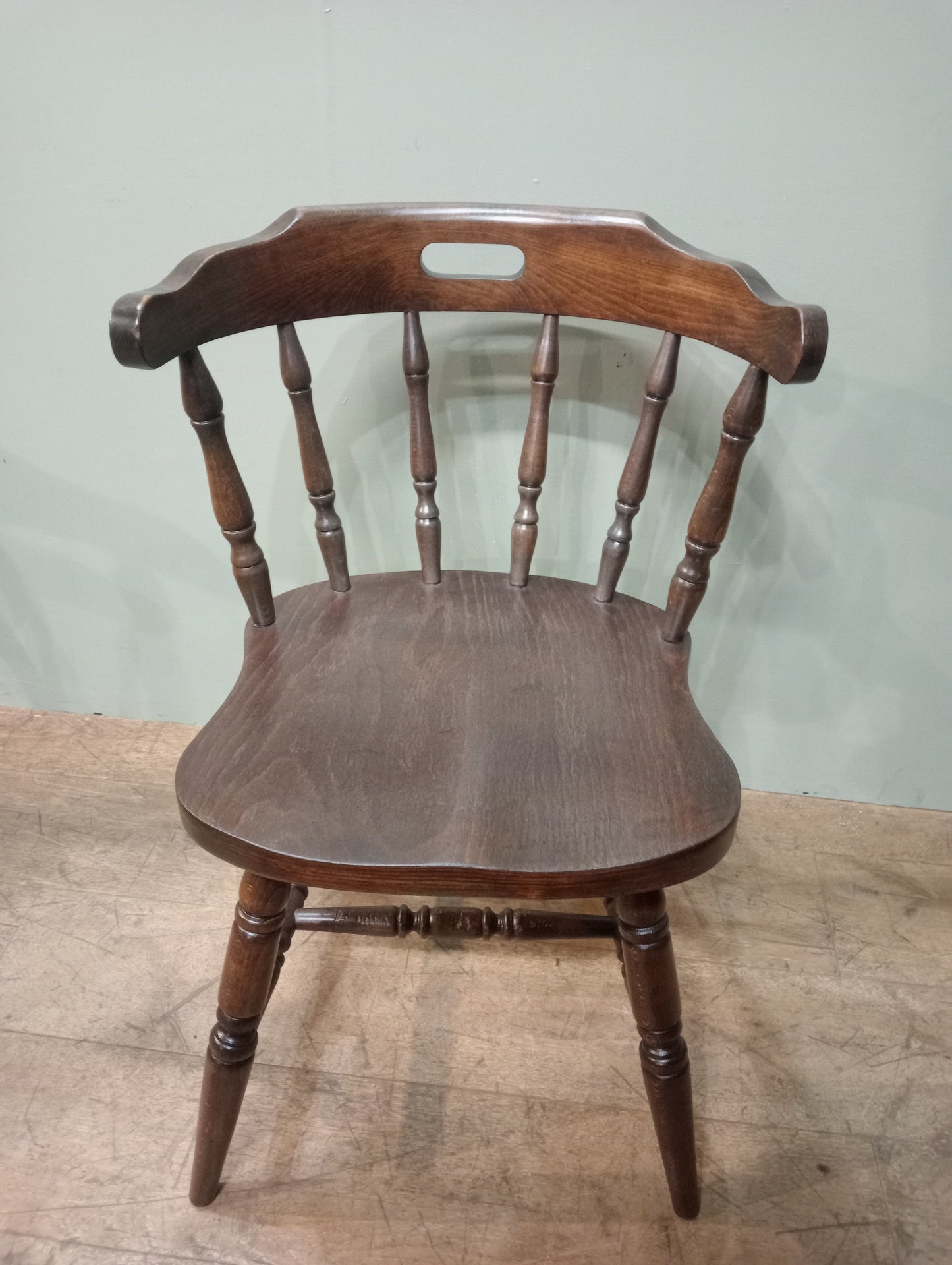 Set of 4 mates chairs