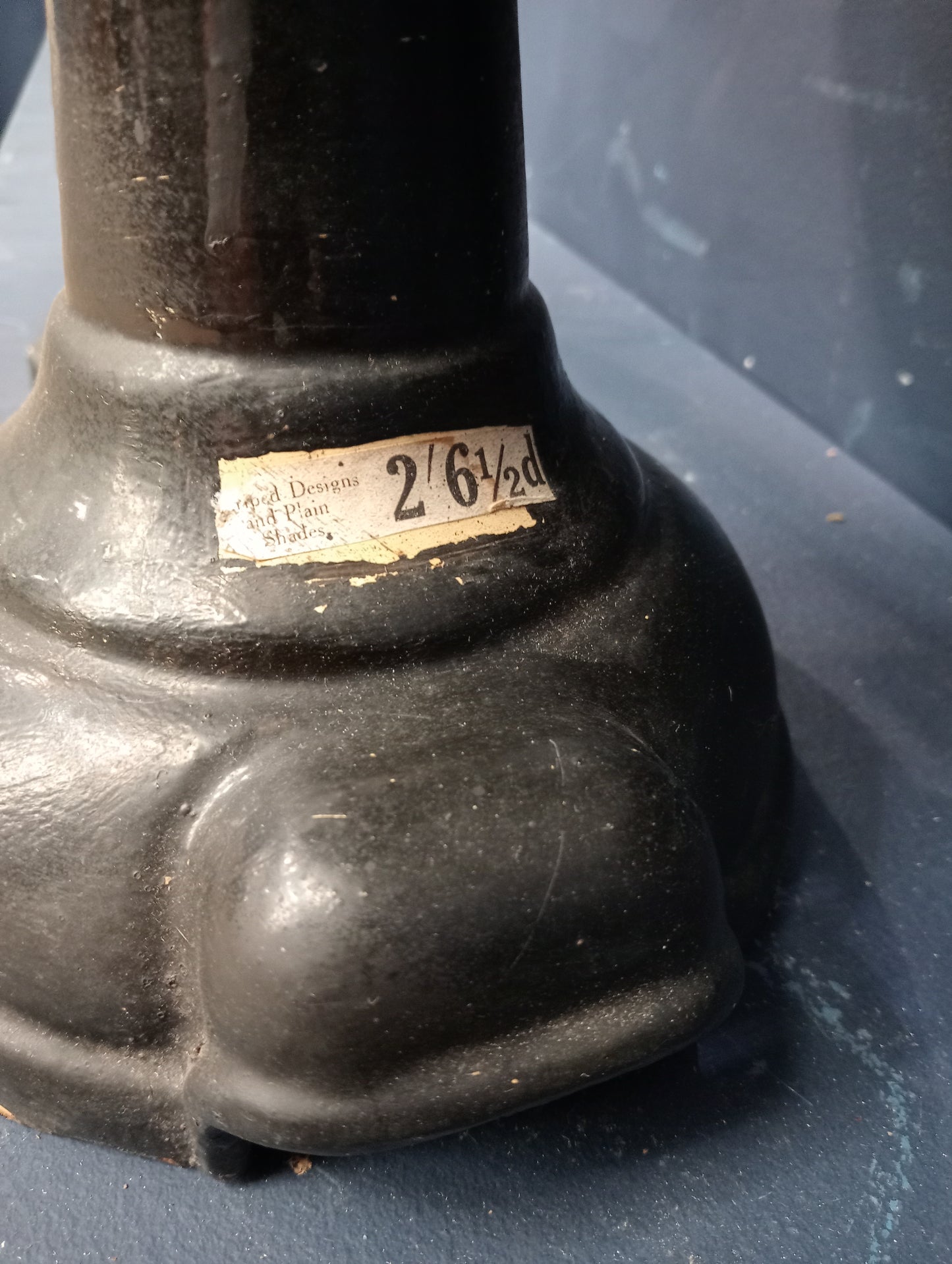 Set of infant weighing scales