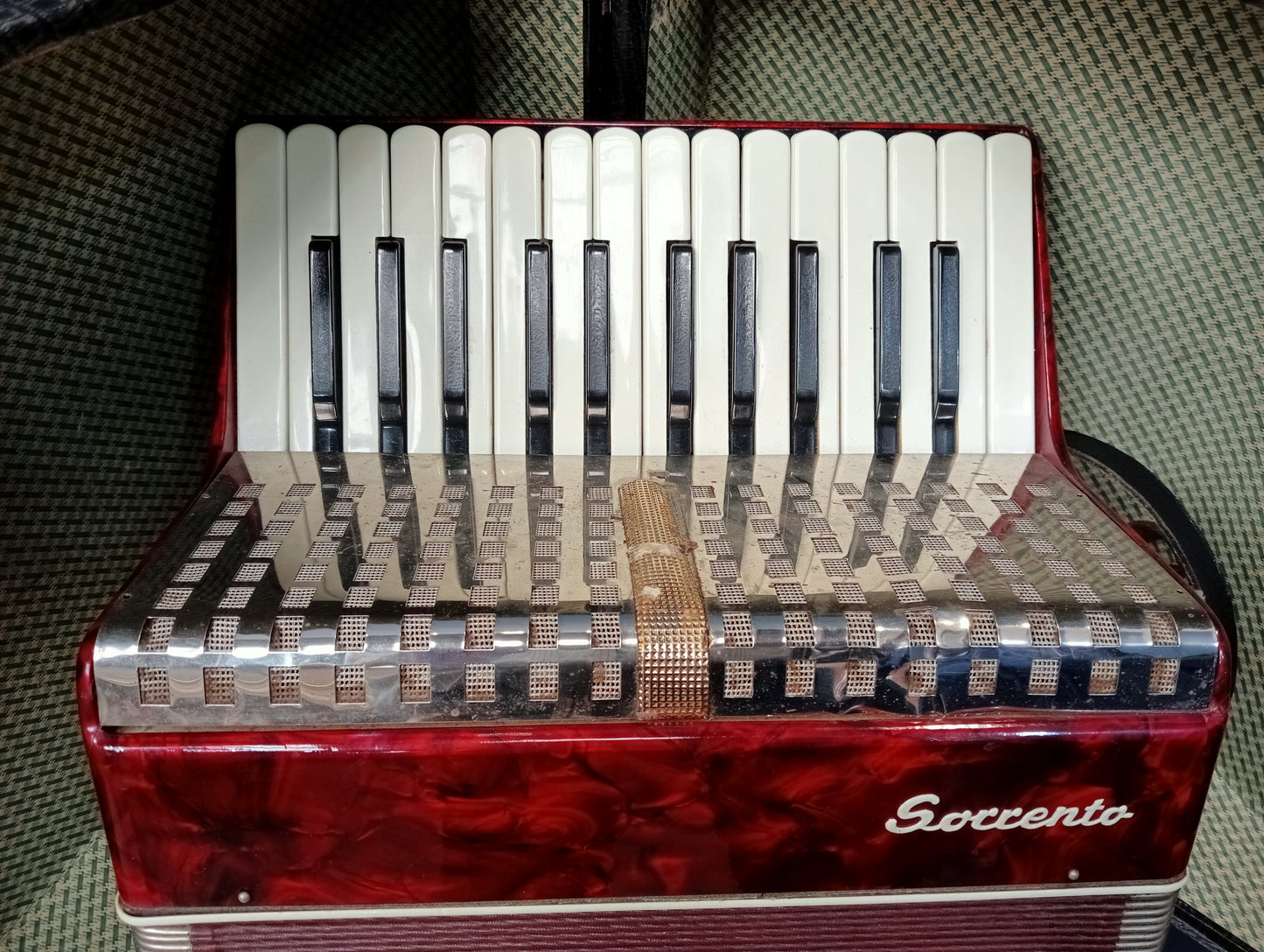 Sorrento accordion