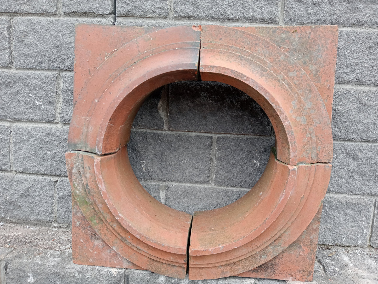 Terracotta circular surround