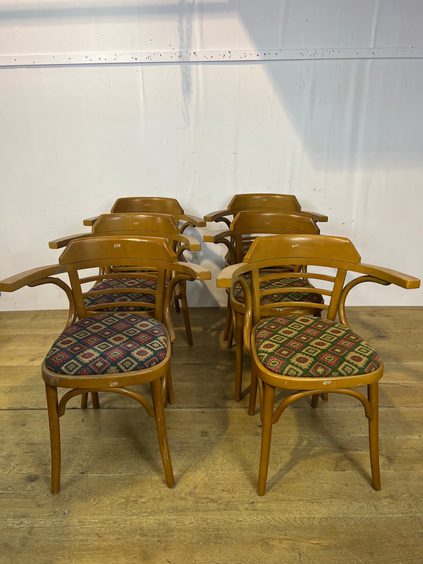 set of 6 bentwood chairs with upholstered seat ( 3 blue 3 green)