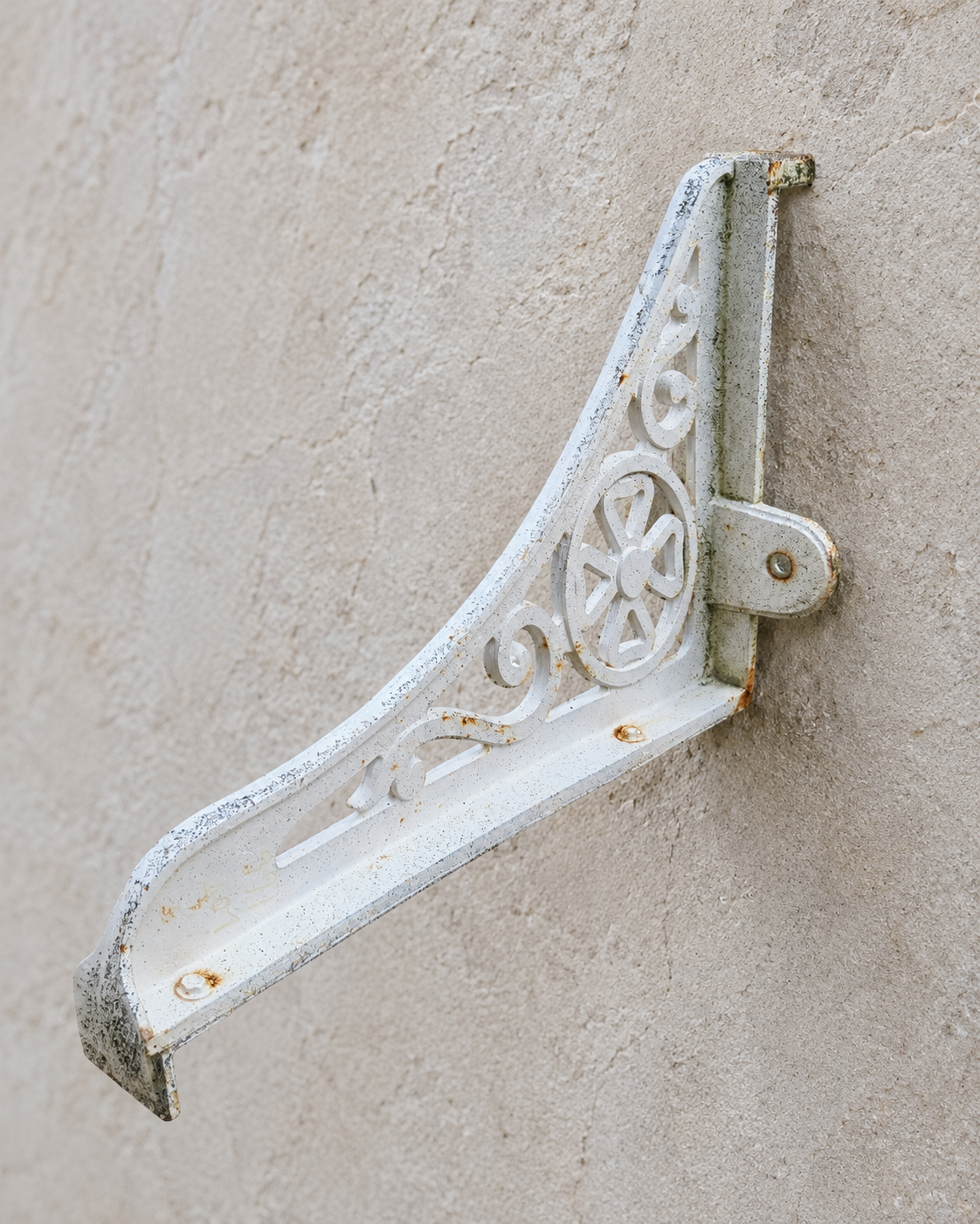 19th C large cast iron bracket