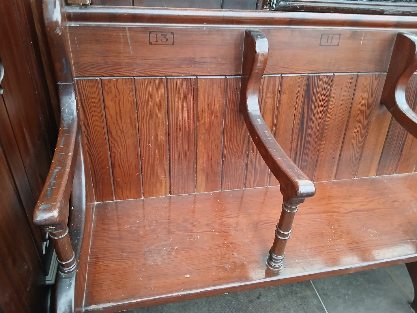 7 seater pitch pine bench with arms