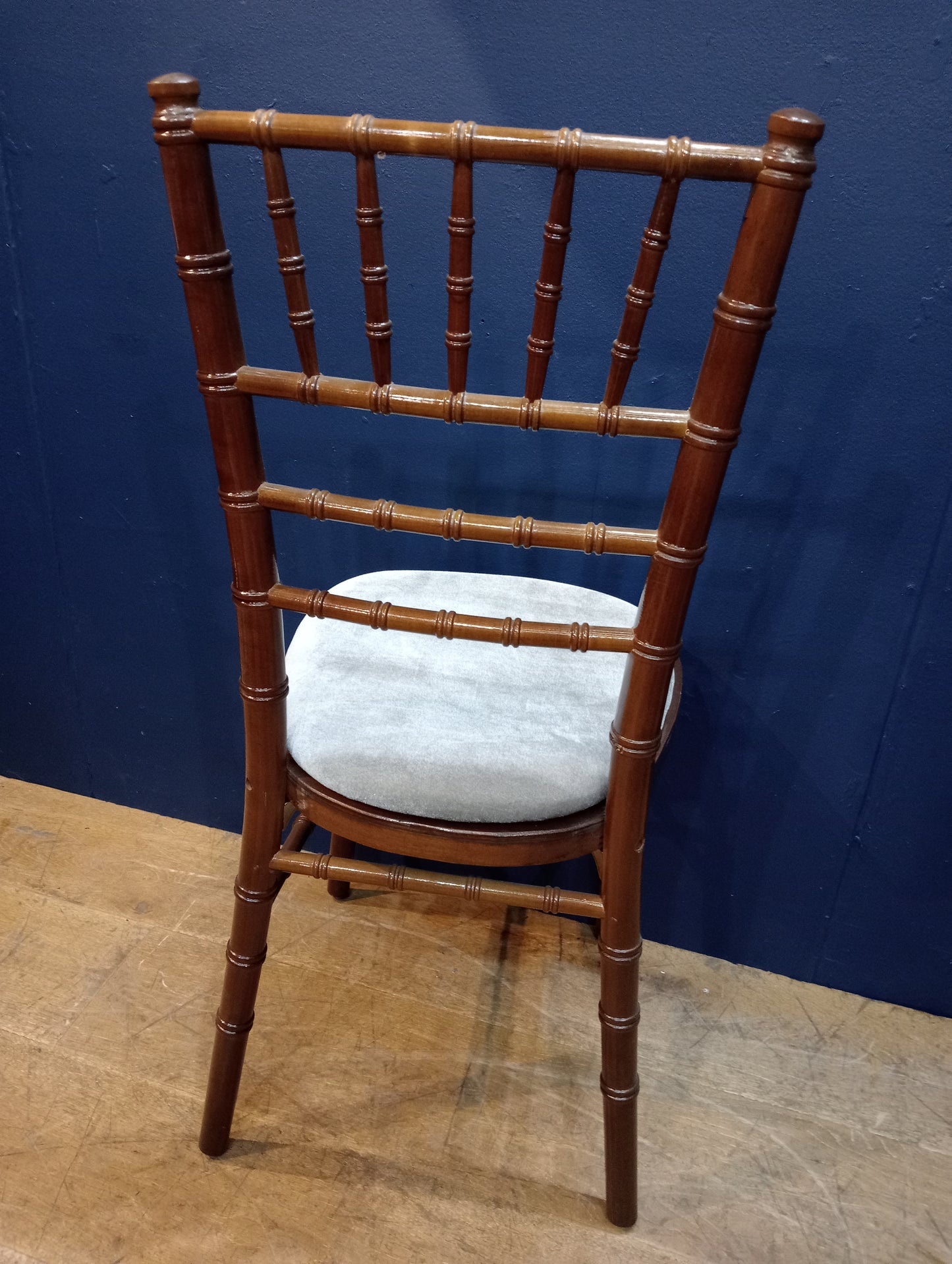 Bentwood spindle back side chair