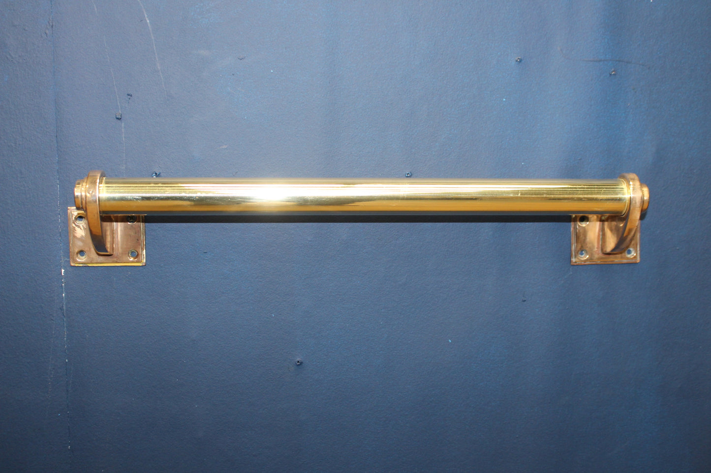 Brass door handle with bronze mount