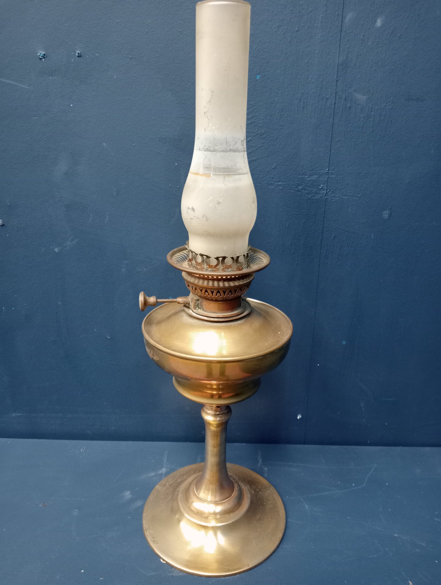 Brass oil lamp A