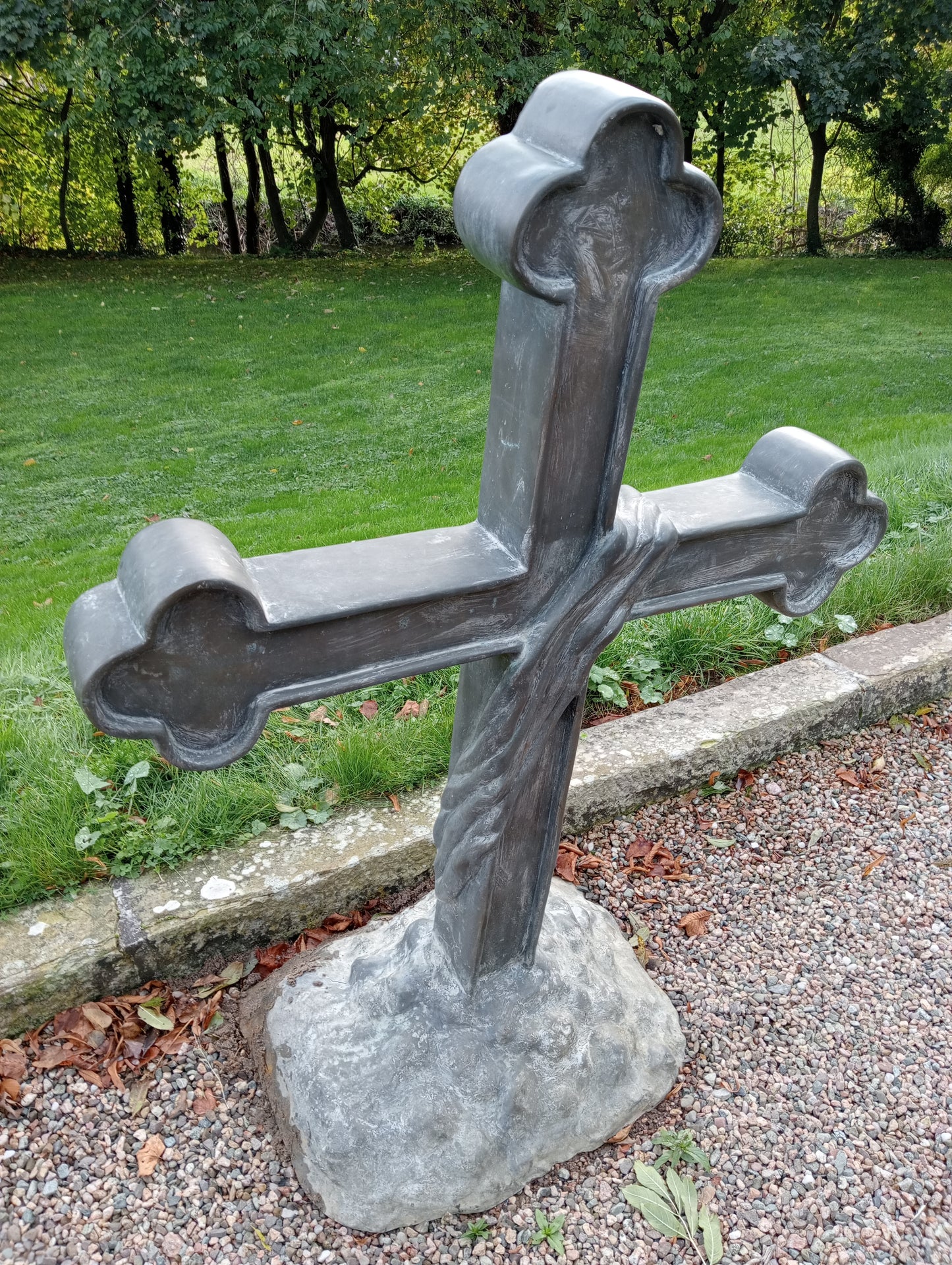 Bronze cross