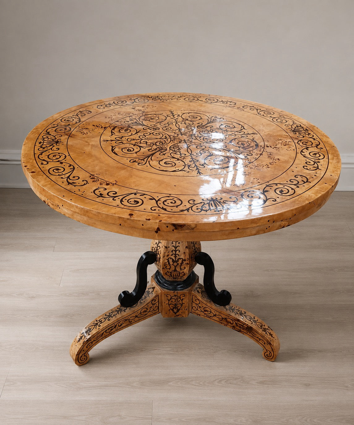 Burlwood Marquetry Gueridon Pedestal Table