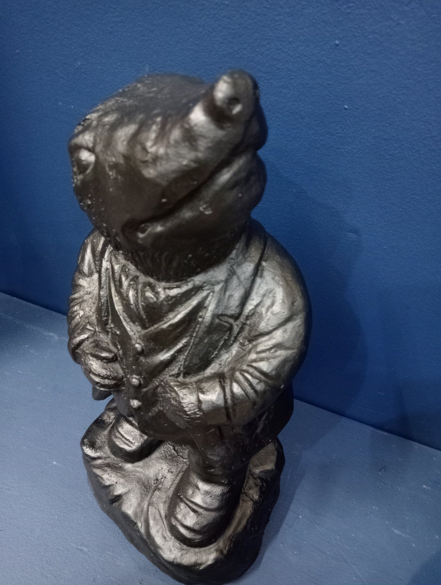 Cast iron mole figure