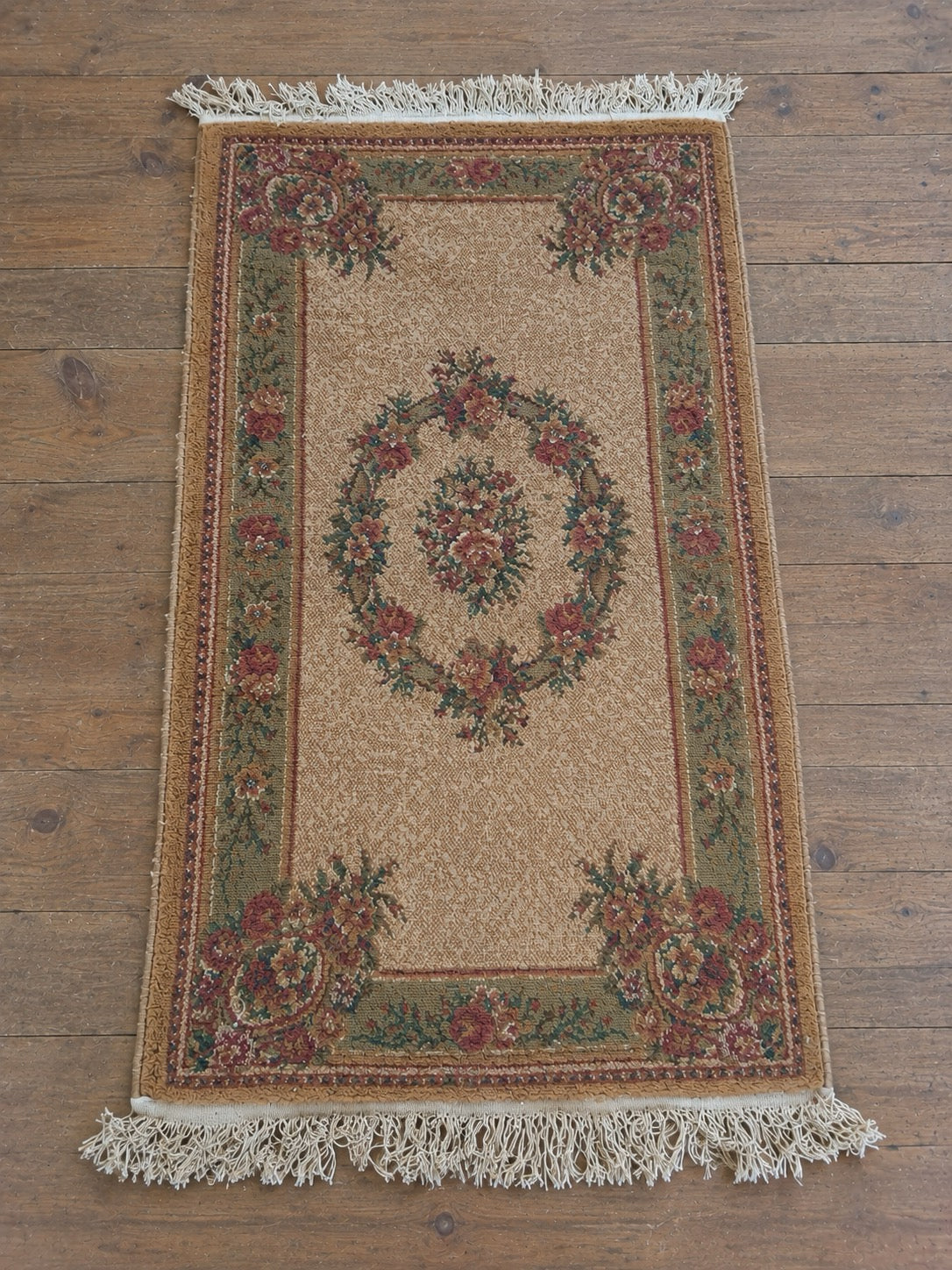 Classic Beige & Green Floral Runner