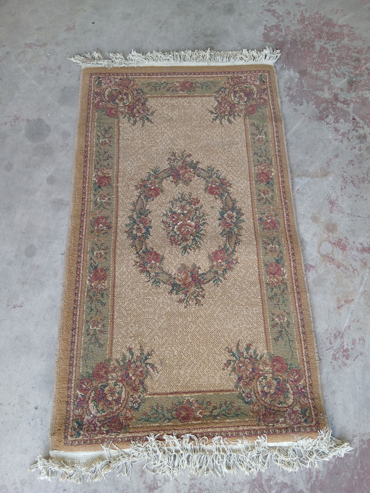 Classic Beige & Green Floral Runner