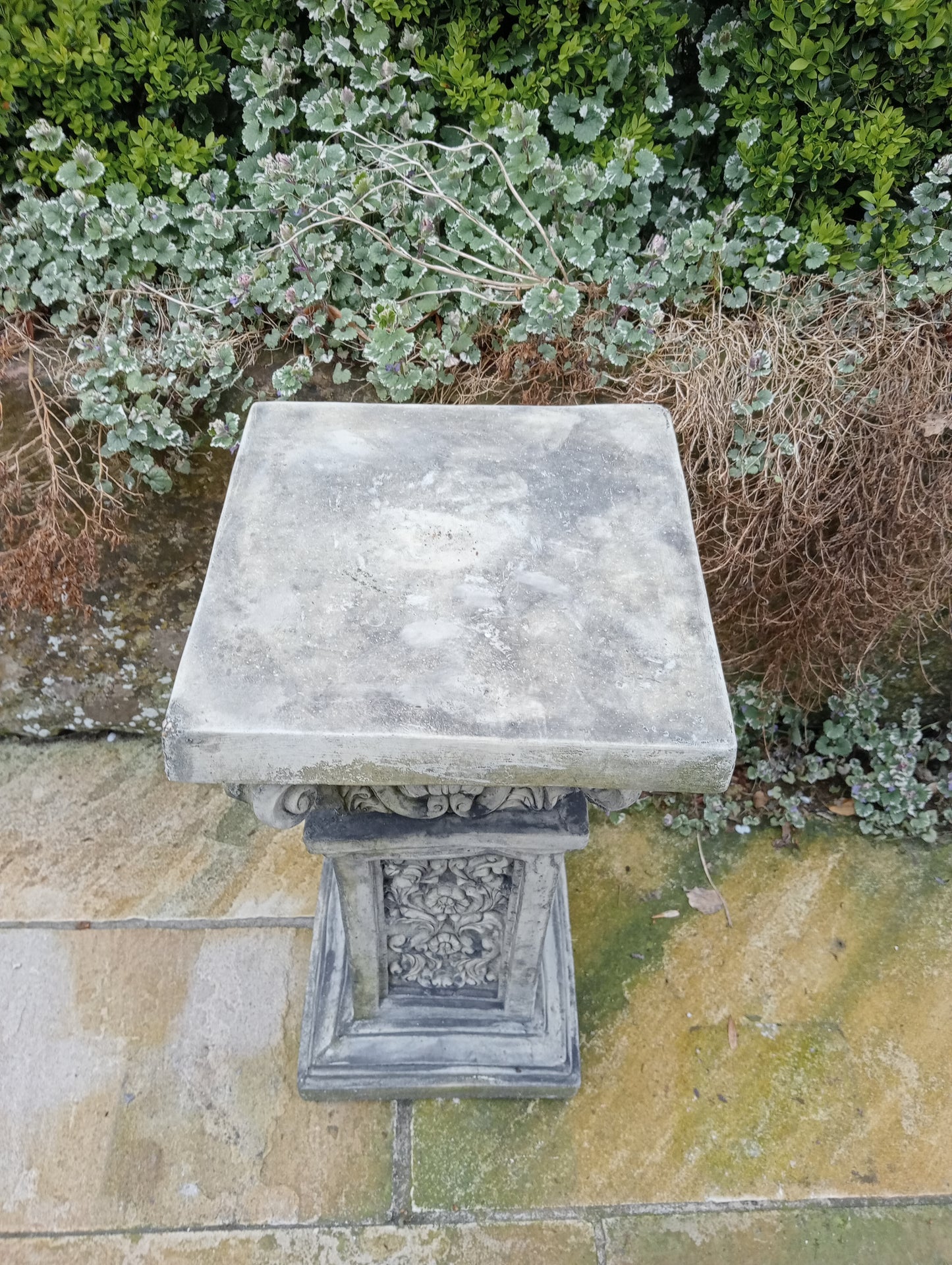 Composition stone corinthian base