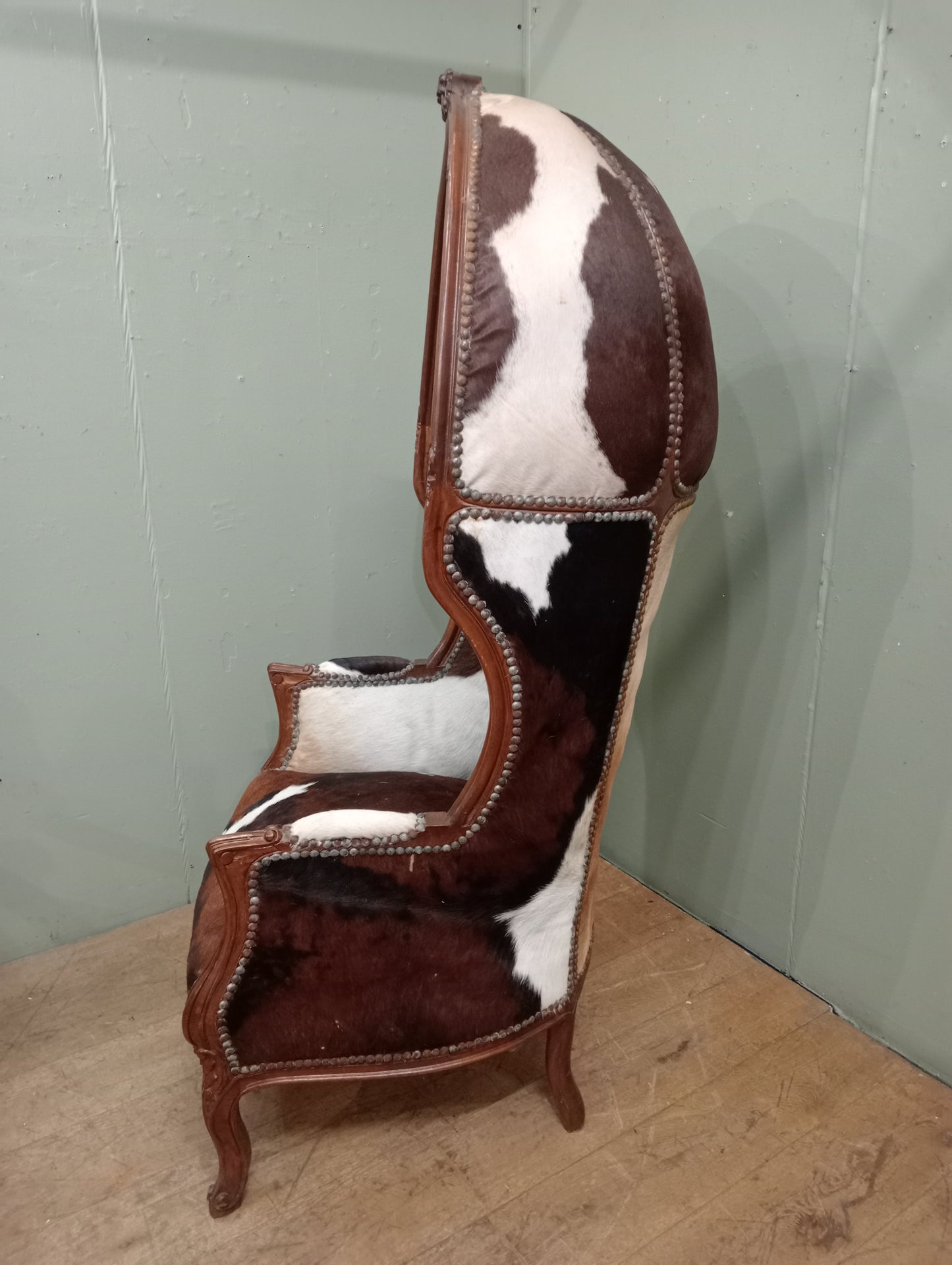 Cowhide porters chair
