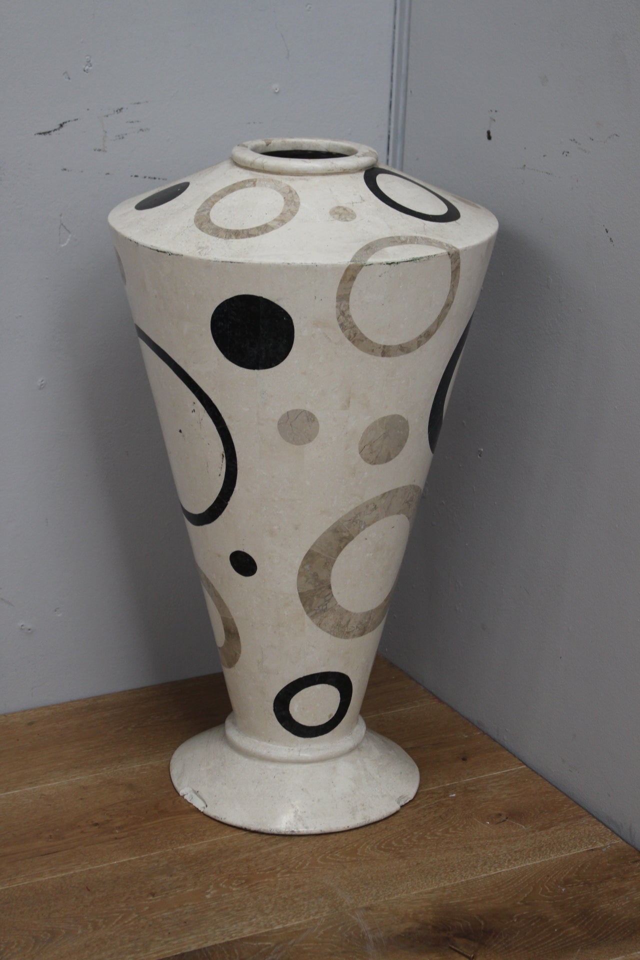 Decorative resin marble affect vase