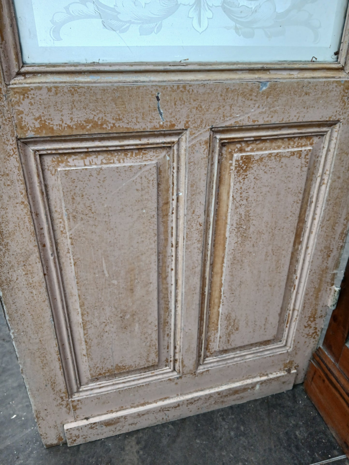 Etched glass door cream patina