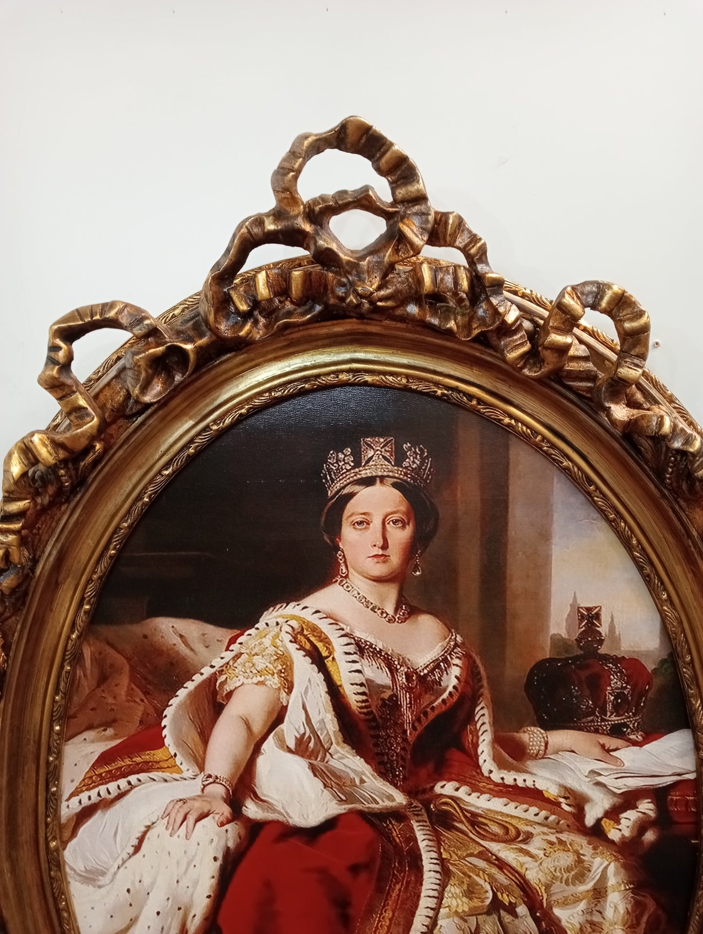 Gilded  oval picture French style