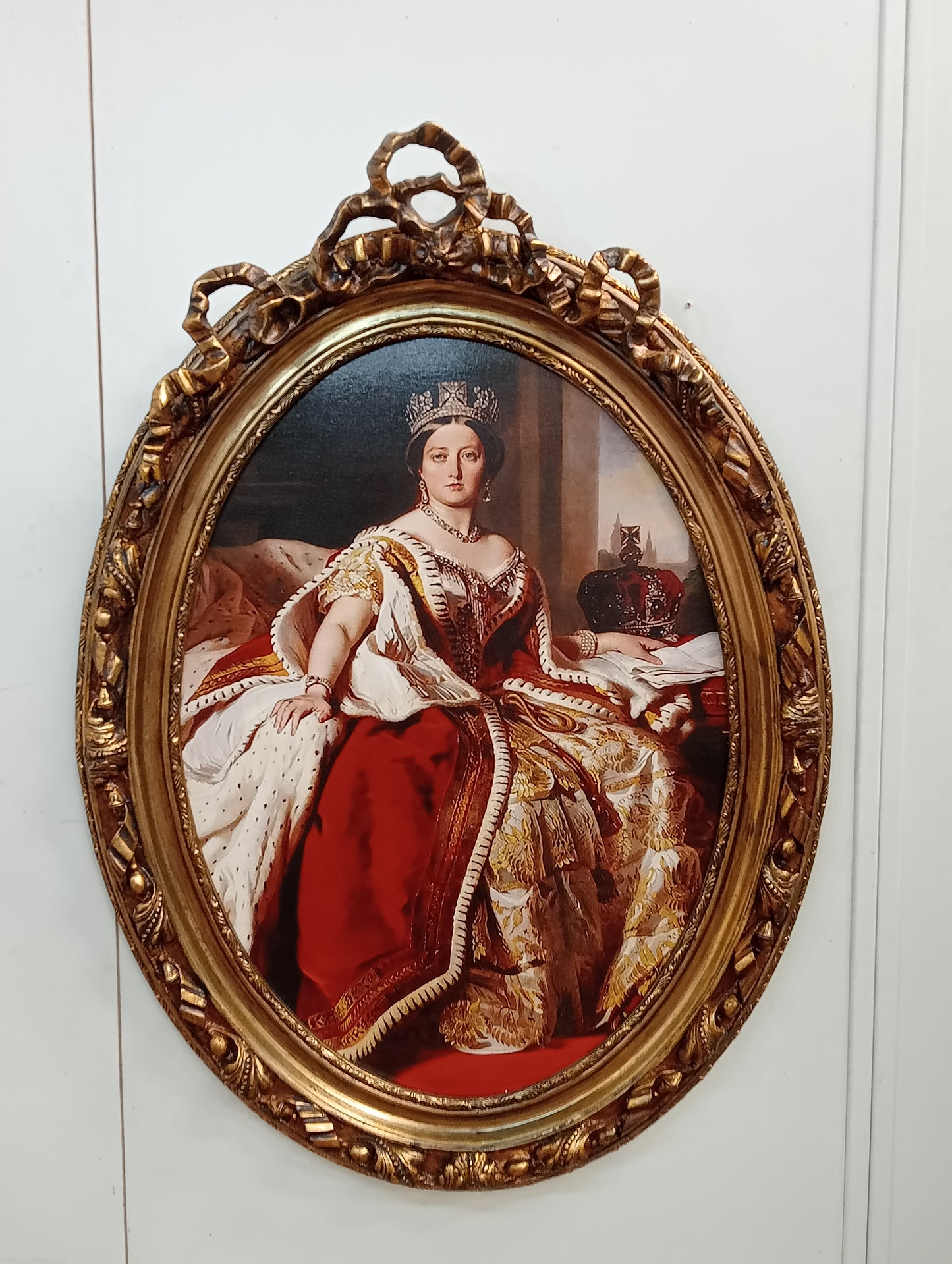 Gilded  oval picture French style