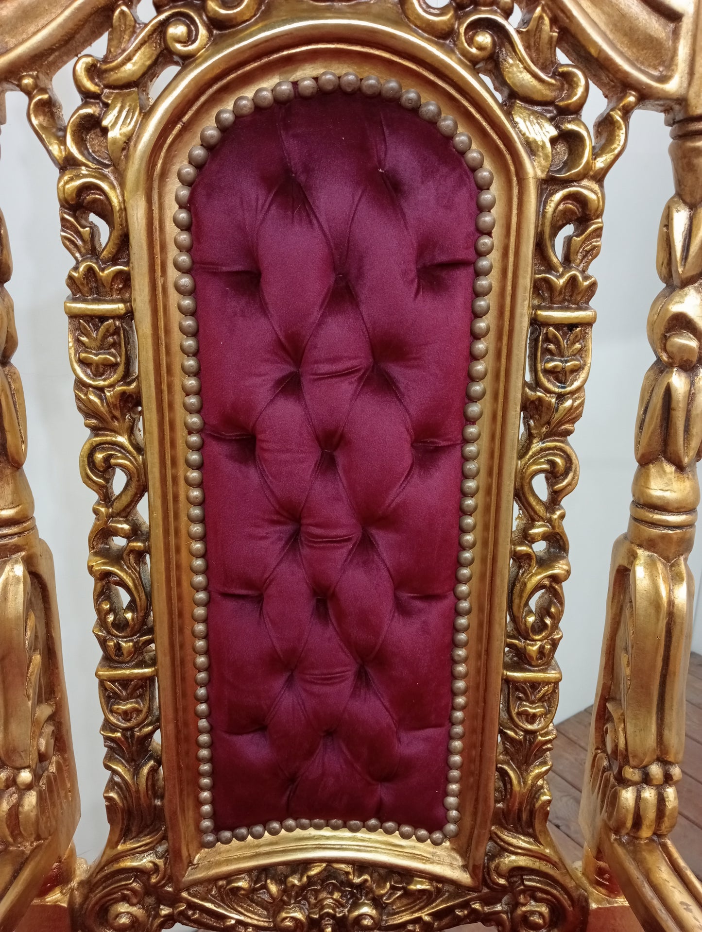 Giltwood lions head throne chair red velvet fabric deep button
