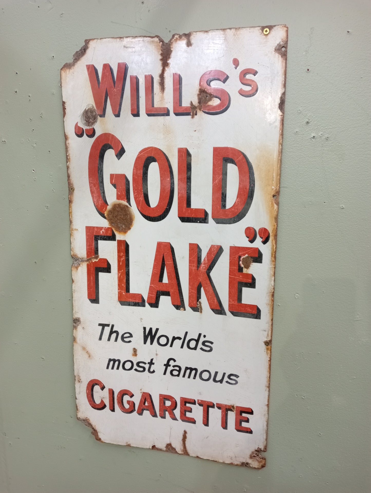 Large Wills gold flake enamel