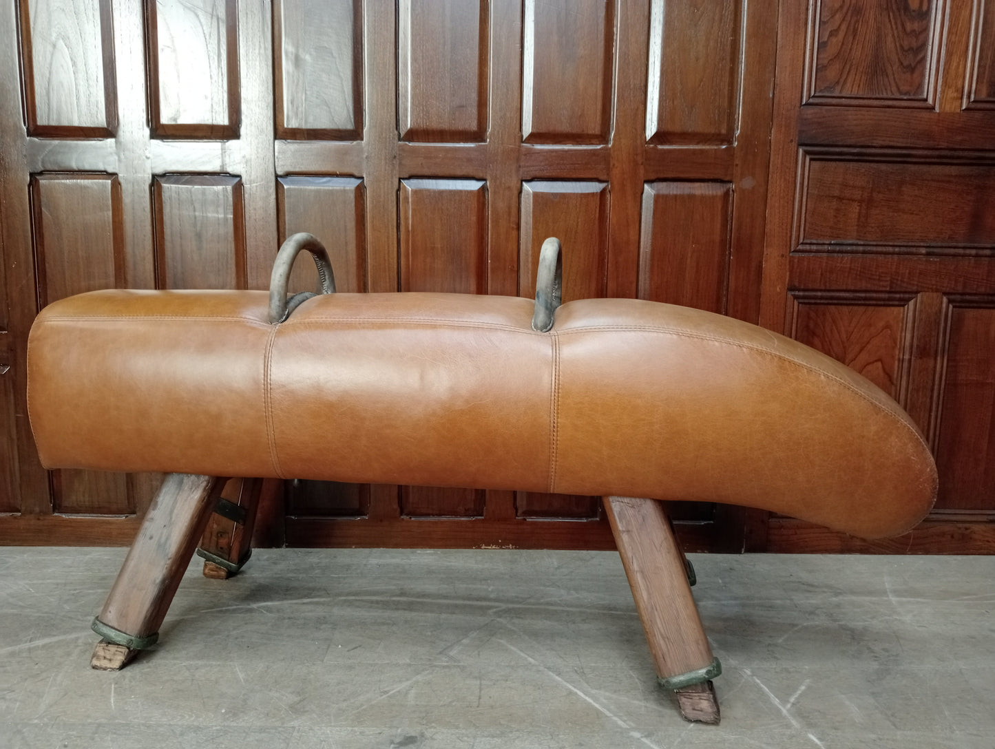 Leather gym horse stool- seat