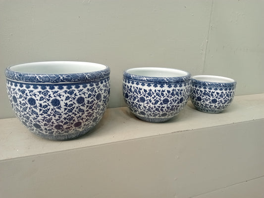 Lot of 3 blue and white planters-pots
