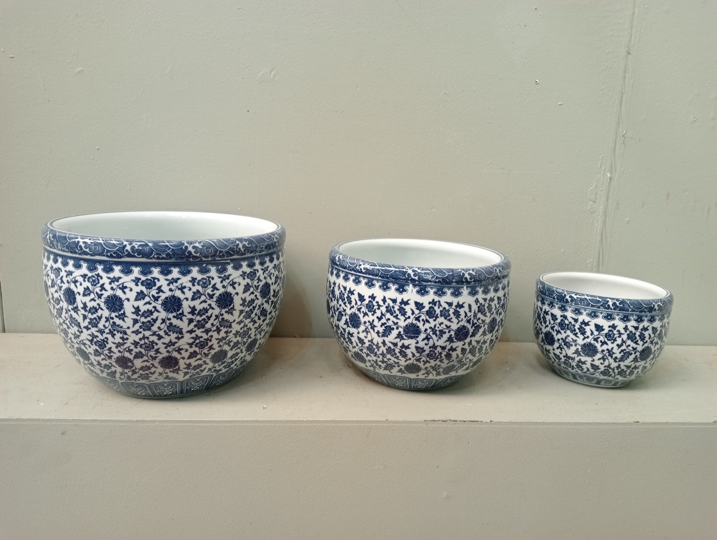 Lot of 3 blue and white planters-pots