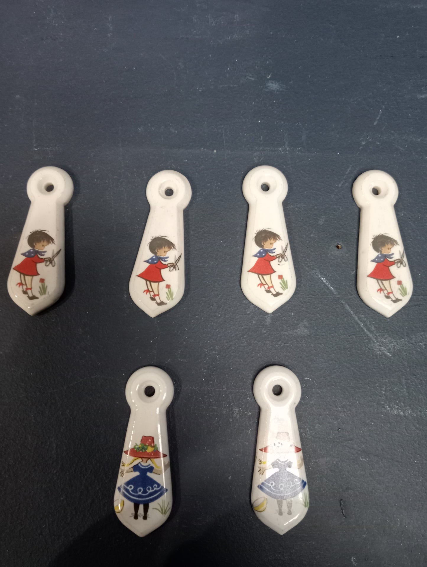 Lot of 6 ceramic keyhole covers