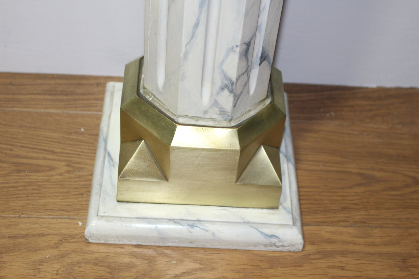 Marble style pillar with bronze mounts