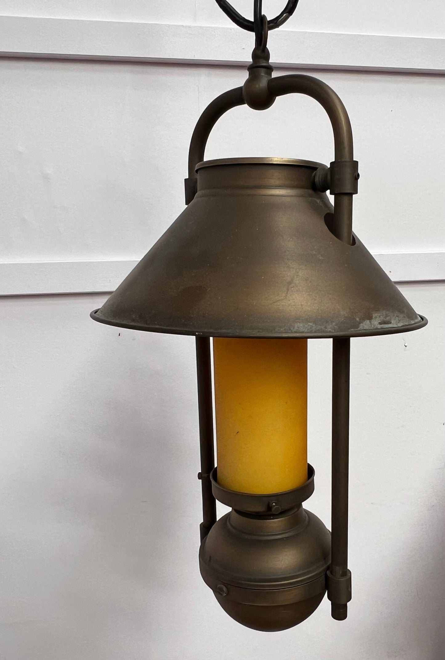 Metal lantern light