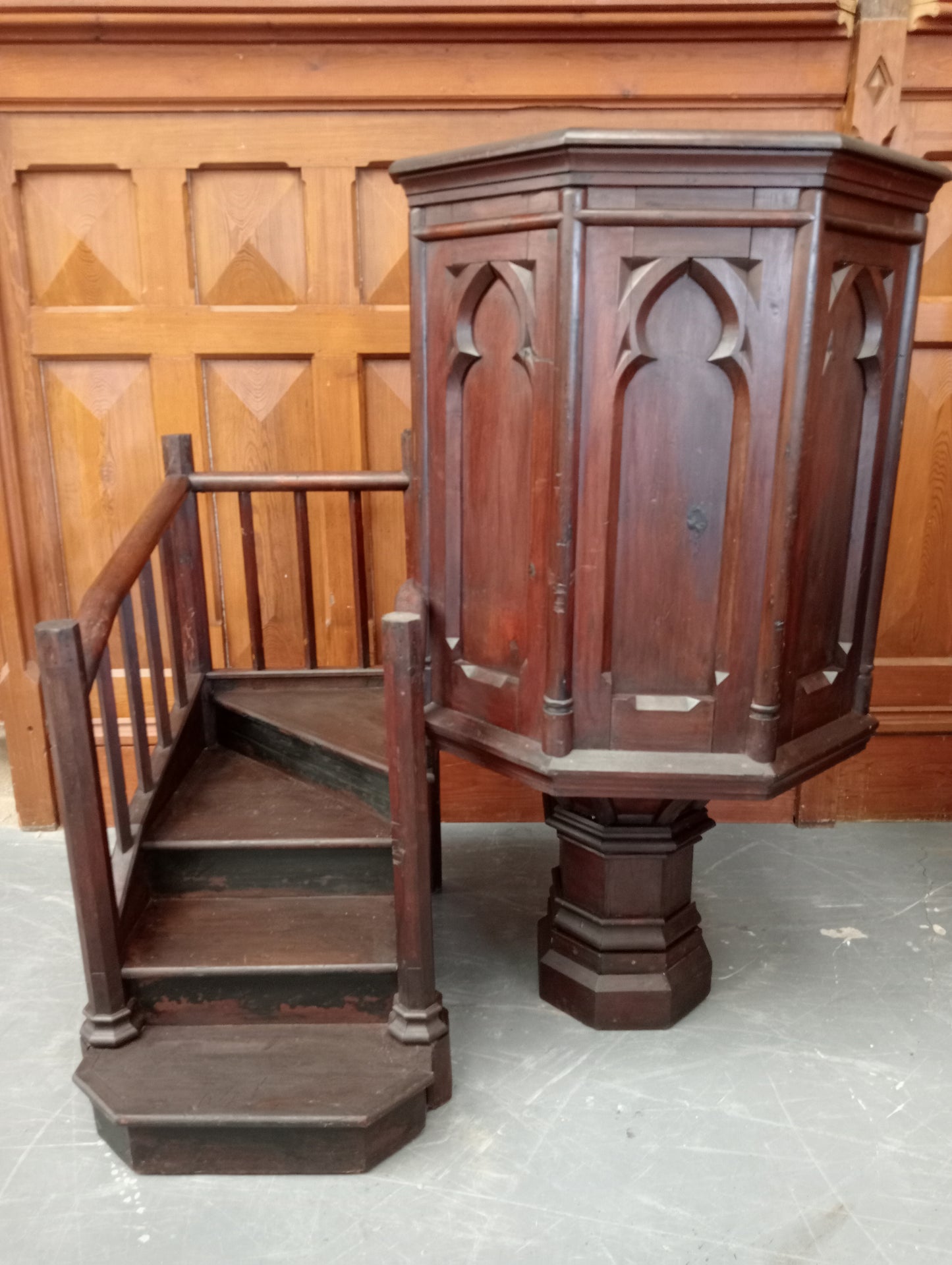 Oak gothic pulpit with step