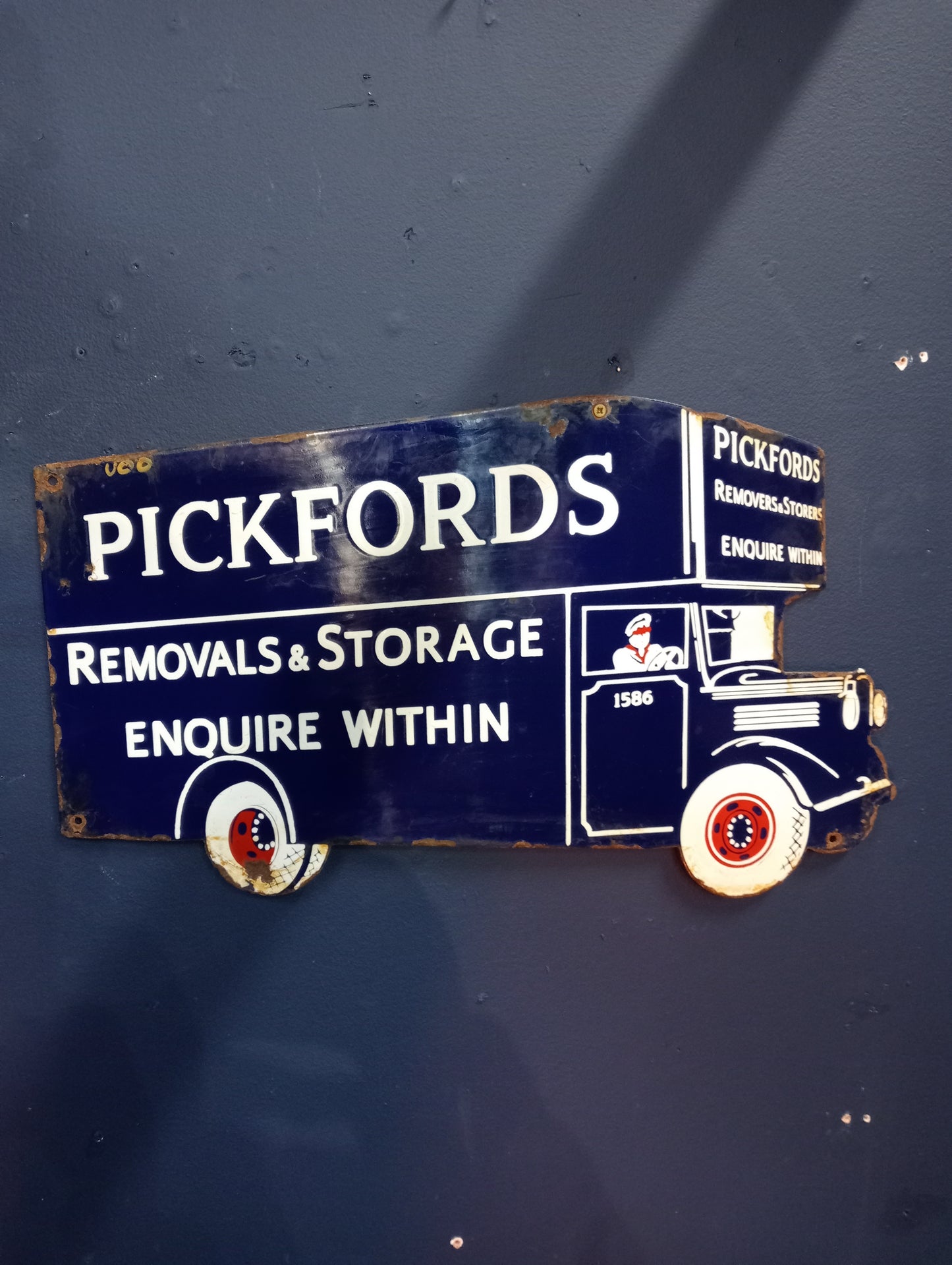 Pickfords enamel sign