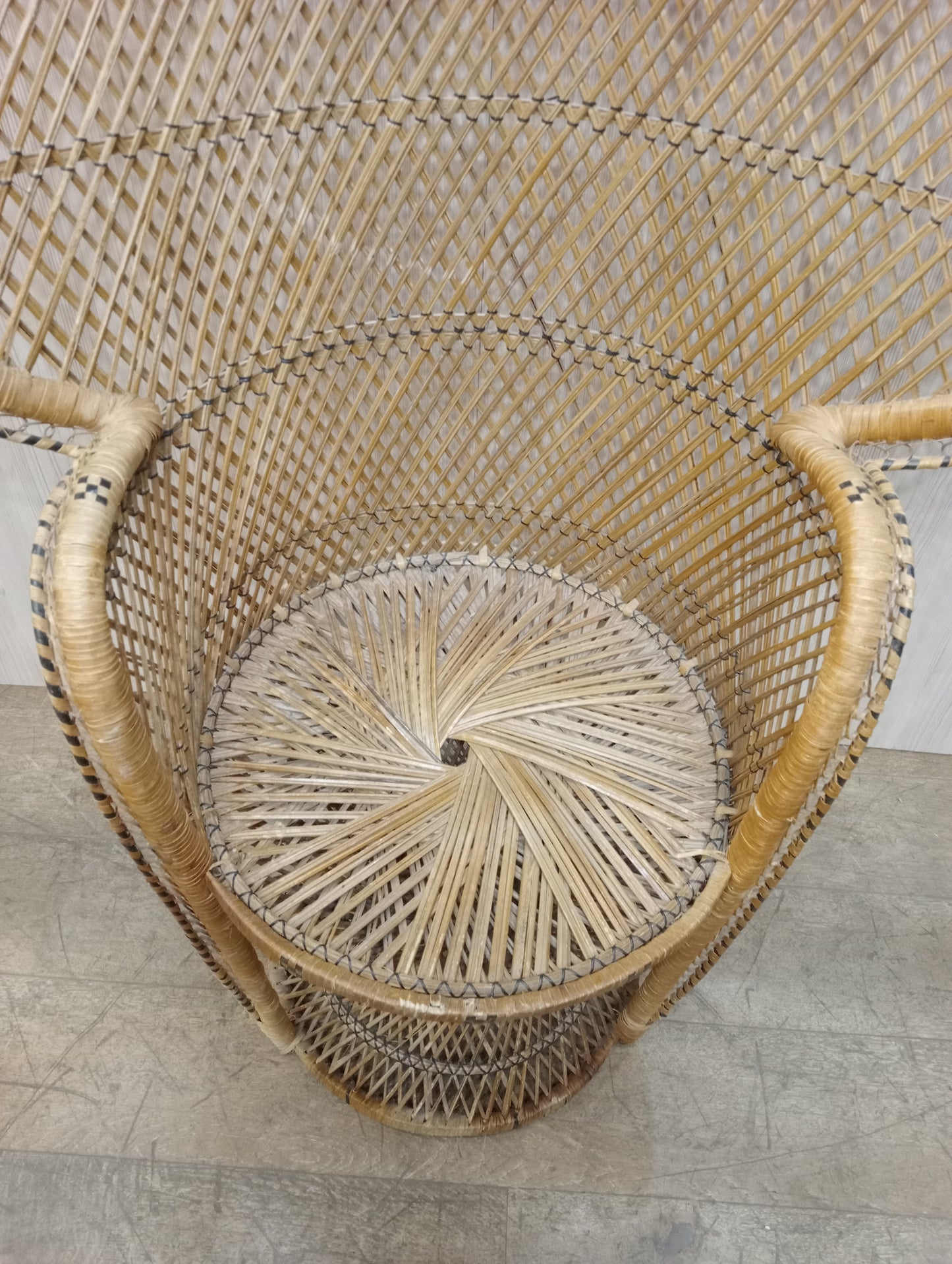 Rattan peacock chair