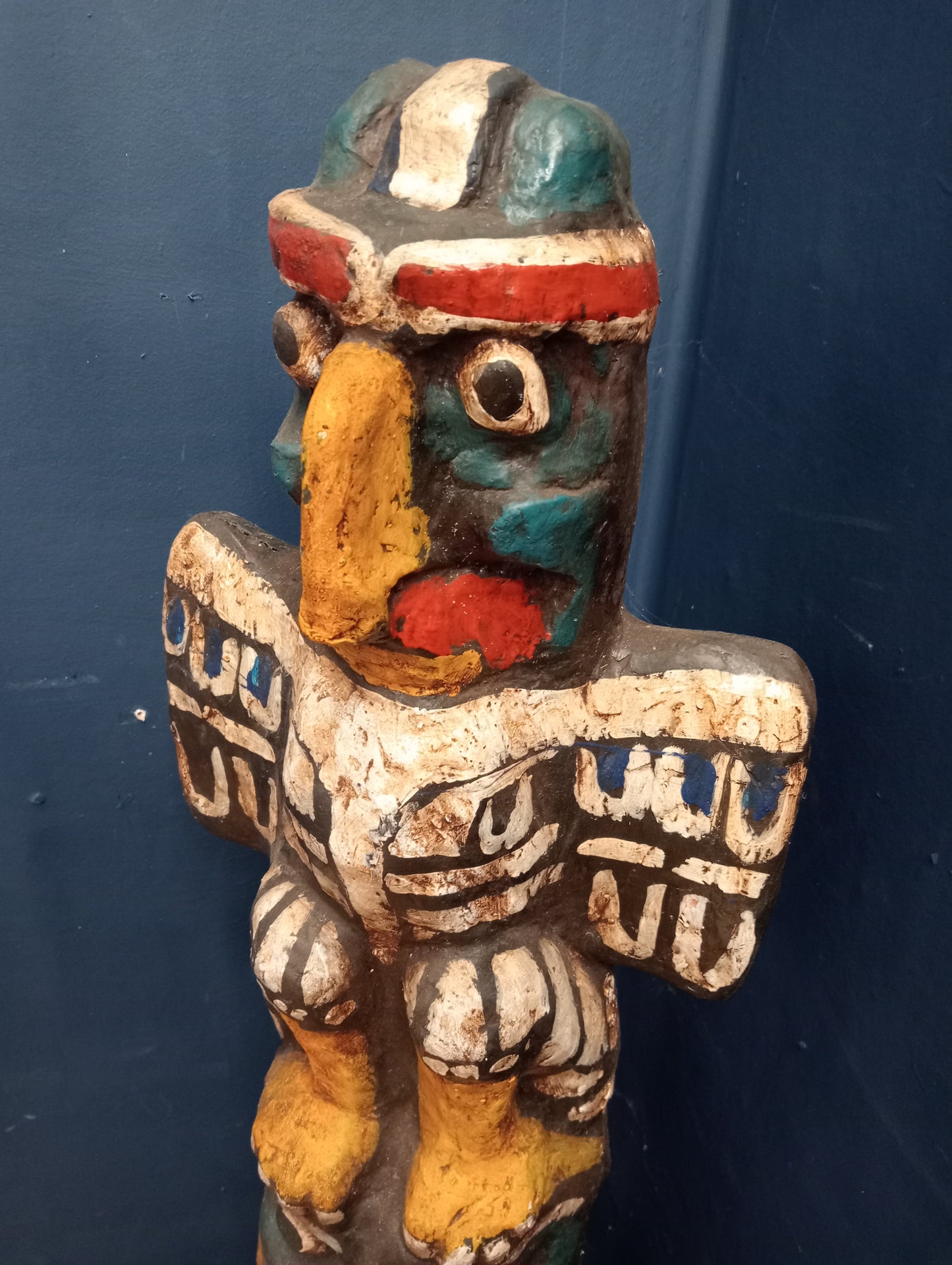 Resin totem pole birds