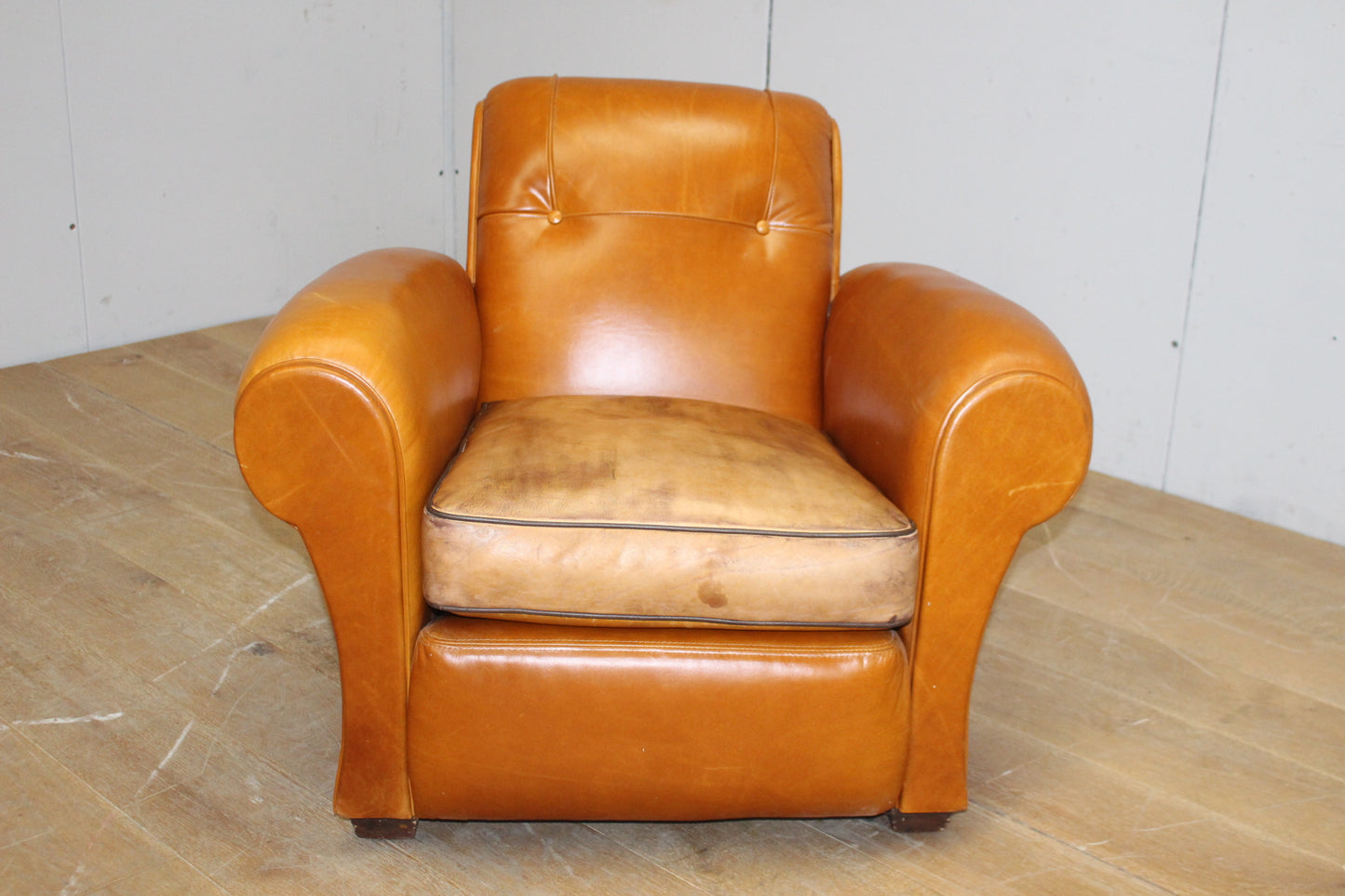 Retro Leather upholstered club chair