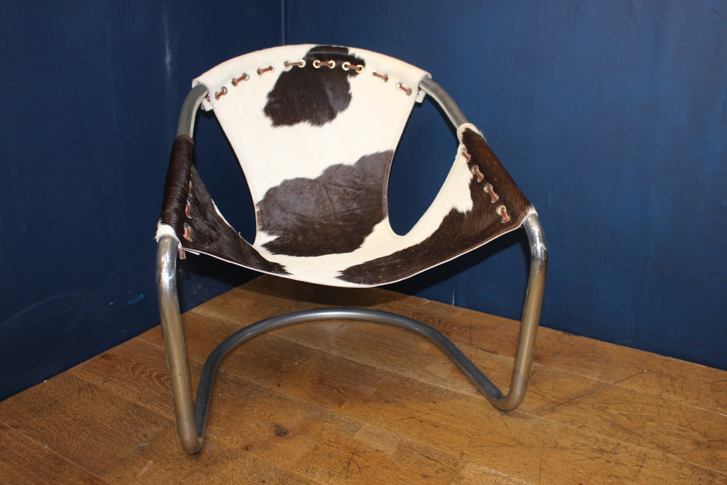 Set of 6 cowhide chrome tub retro  Italian style chairs