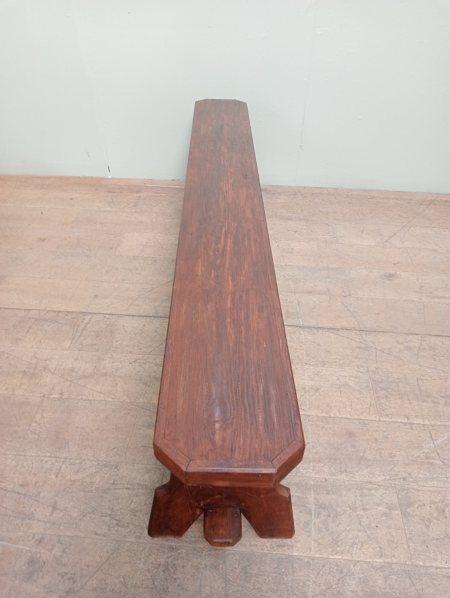 Settle Bench