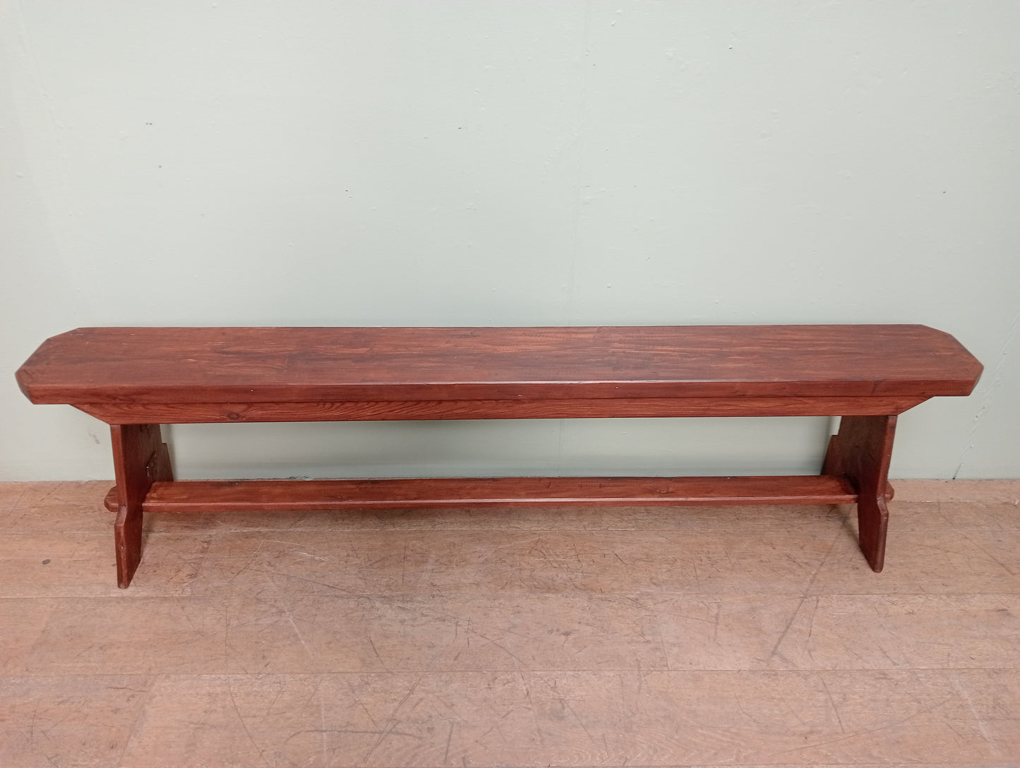 Settle Bench