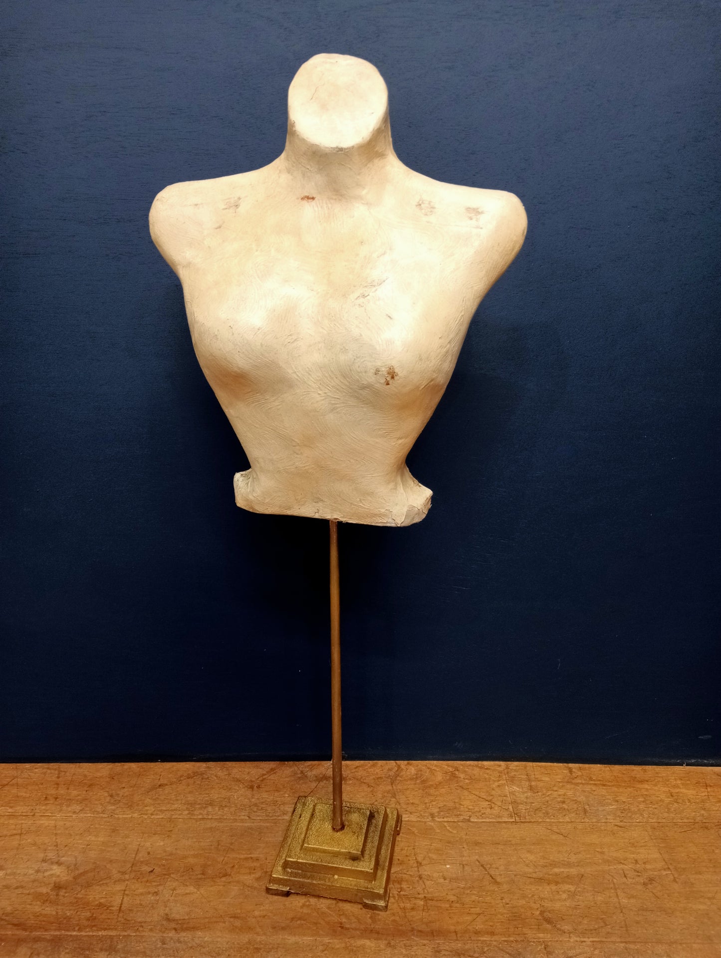 Shop bust on metal stand